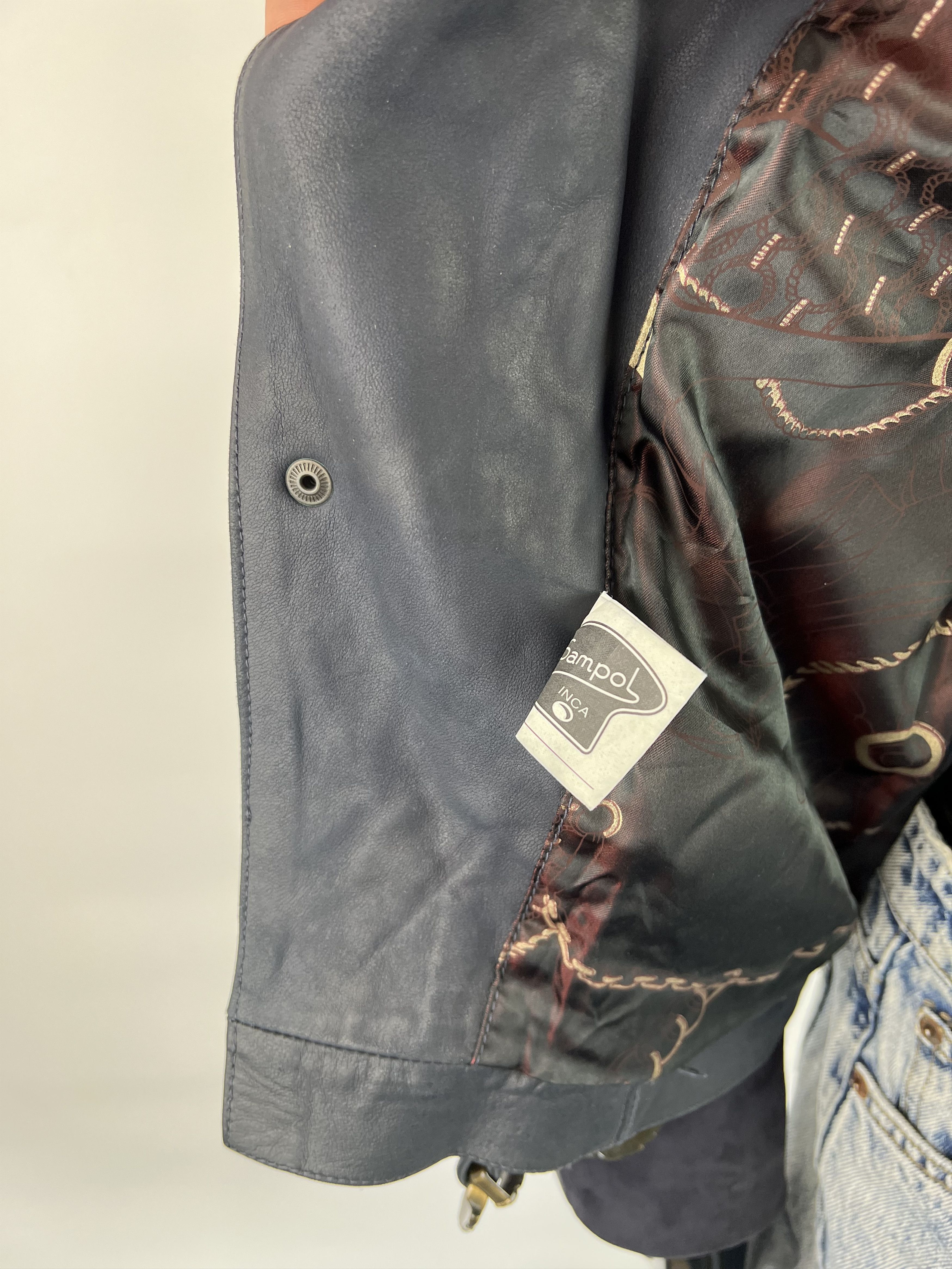 Designer × Vintage Rare Vtg Antonio Sampol Bergamo Suede Leather Jacket M Size M / US 6-8 / IT 42-44 - 8 Thumbnail