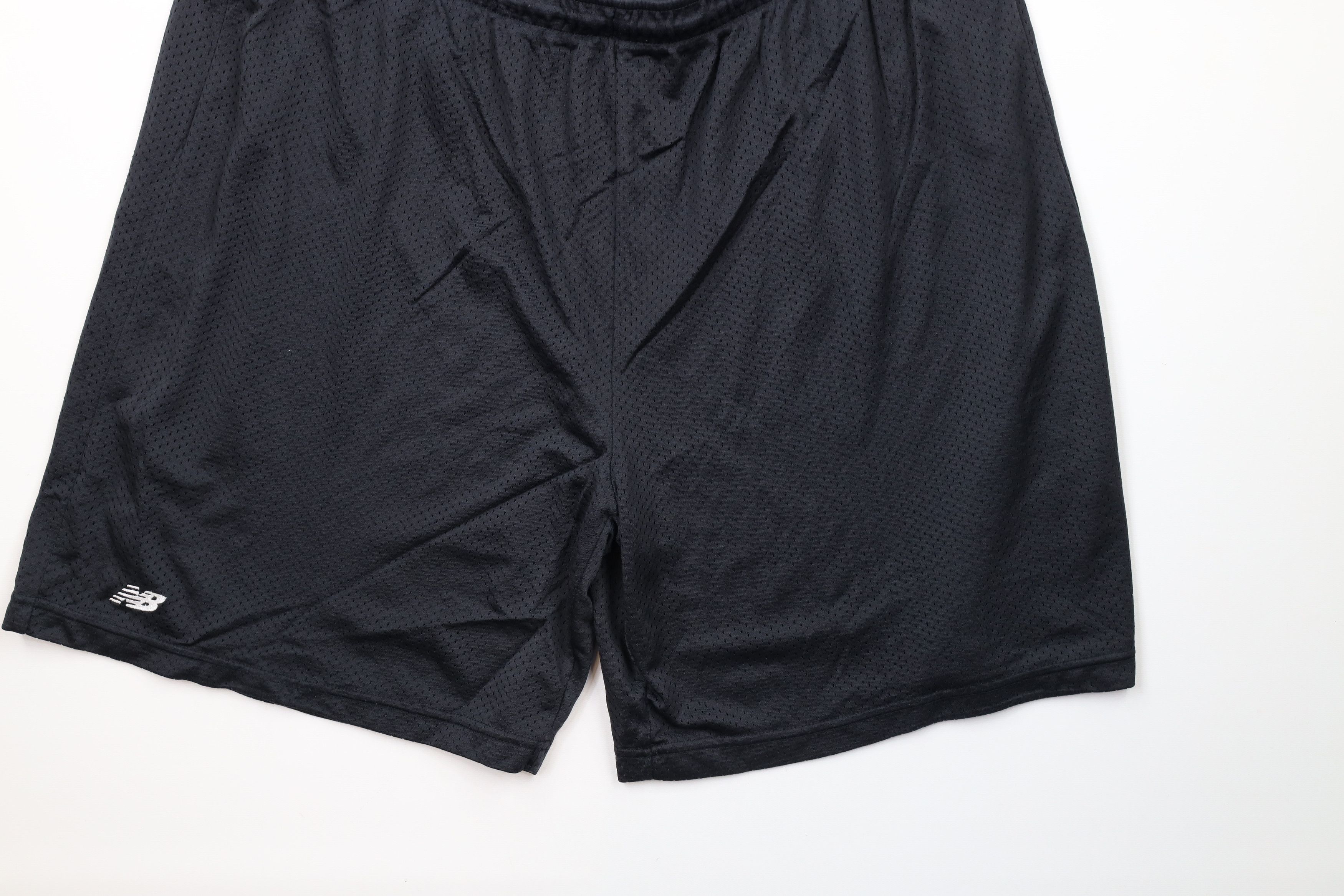 New Balance × Vintage Vintage 90s New Balance Knee Mesh Shorts Black Polyester Size US 38 / EU 54 - 4 Thumbnail