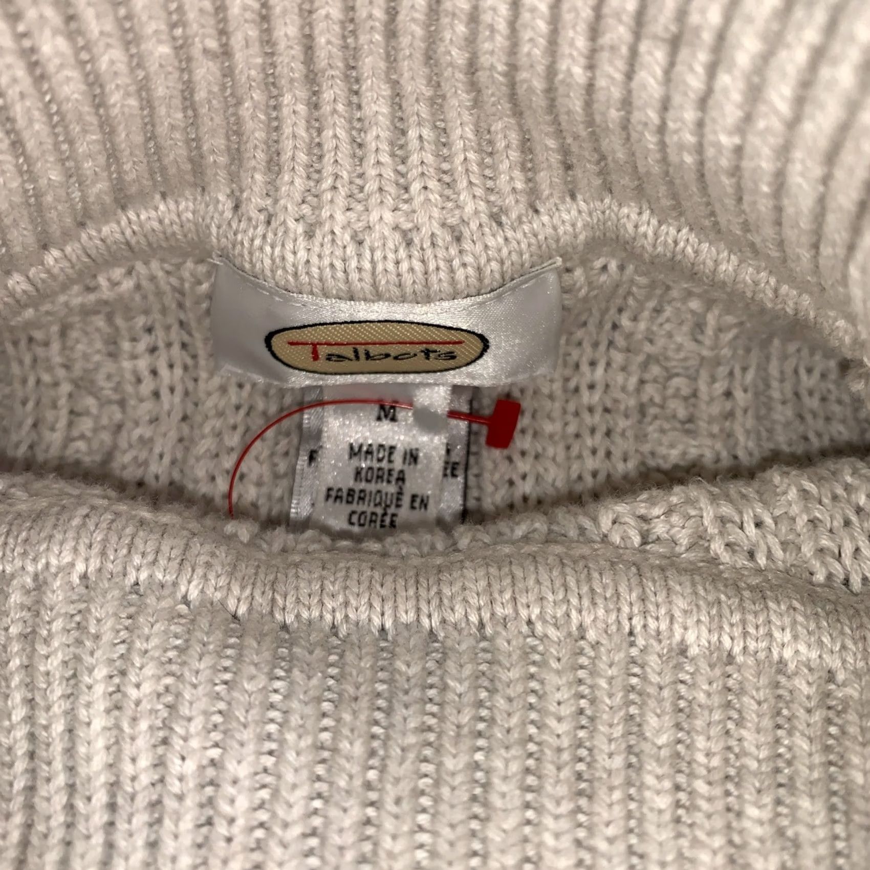 Talbots VINTAGE Talbots Cable-Knit Turtle Cowl Neck Sweater Beige Women's Medium Size M / US 6-8 / IT 42-44 - 2 Thumbnail