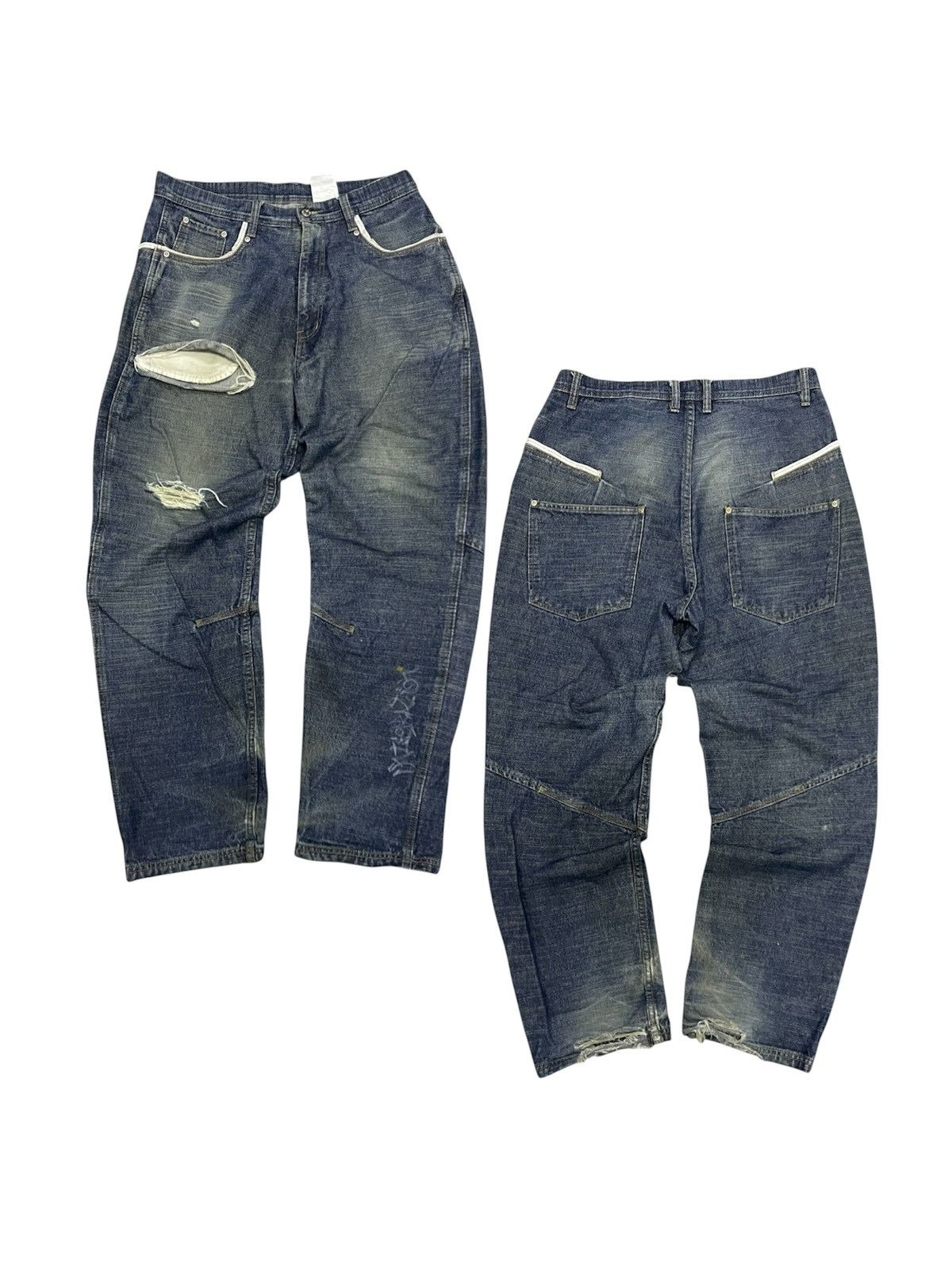 MasterPiece 2000s MASTERPIECE JAPAN BAGGY WASHABLE DISTRESSED JEANS Size US 32 / EU 48 - 1 Thumbnail