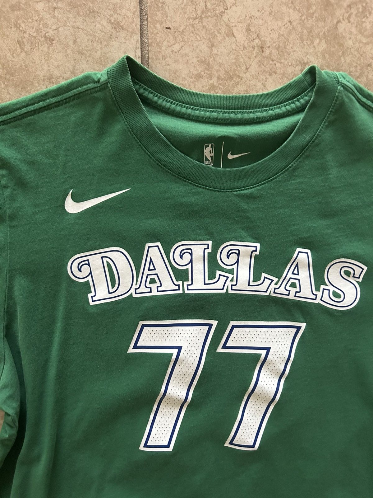 NBA × Vintage Vintage Luka Mavs Tee Size US L / EU 52-54 / 3 - 3 Thumbnail