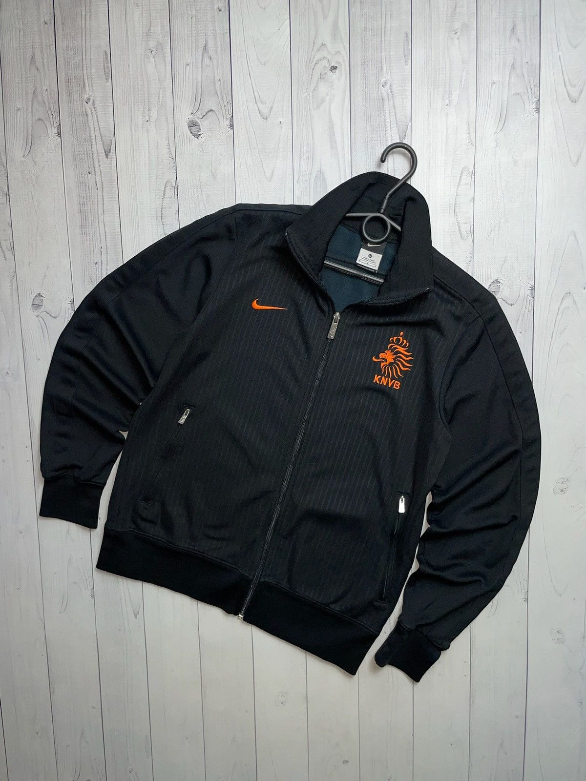 Nike × Vintage Vintage Nike Holland soccer jacket size M Nederland black Size US M / EU 48-50 / 2 - 1 Thumbnail