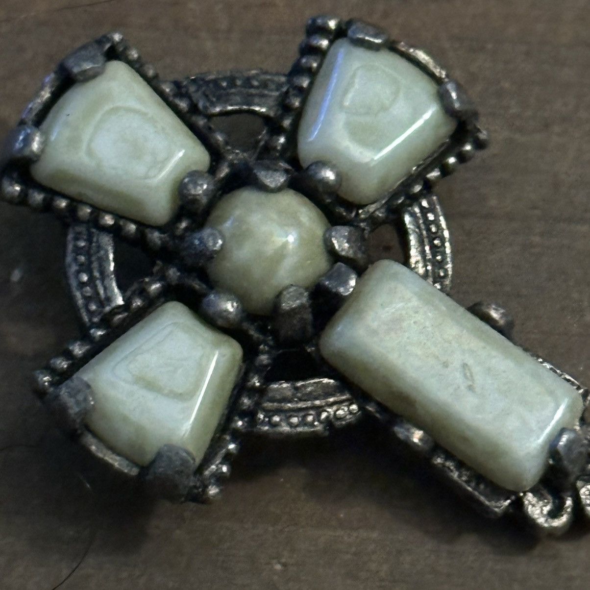 Vintage Vintage Scottish Agate Celtic cross brooch Size ONE SIZE - 4 Thumbnail
