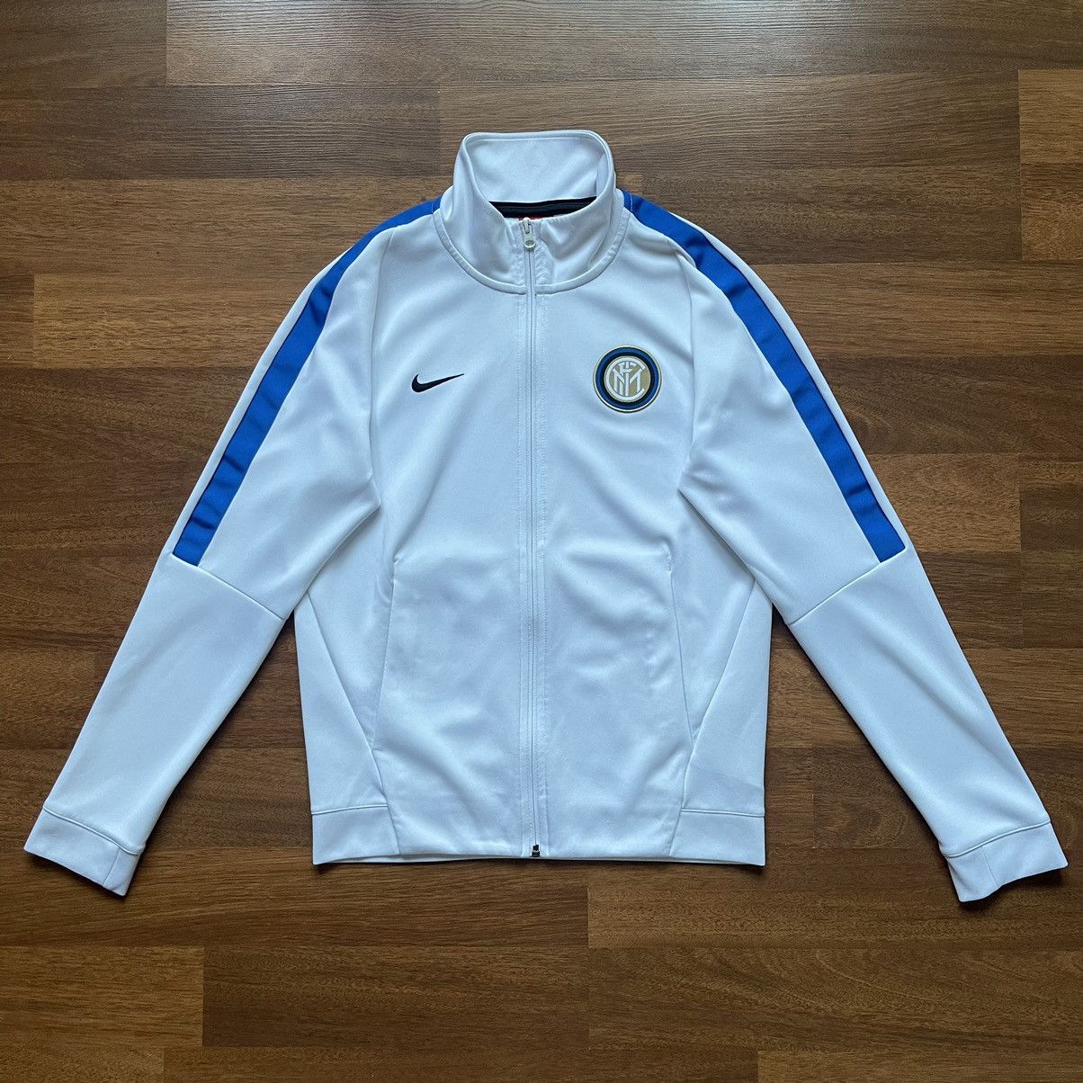 Nike INTER MILAN NIKE N98 2017/2018 FOOTBALL SOCCER ANTHEM JACKET Size US S / EU 44-46 / 1 - 1 Thumbnail
