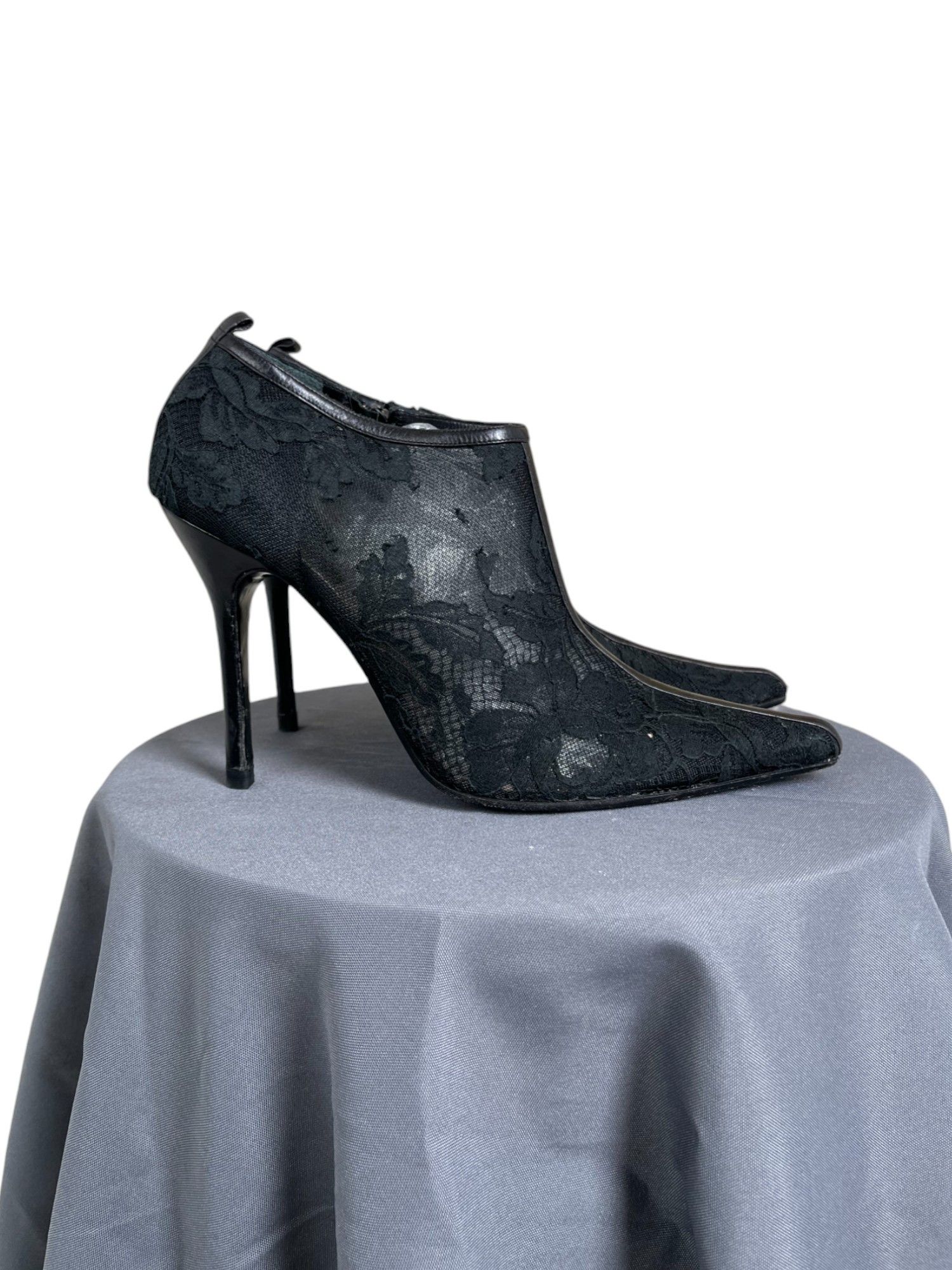 Dolce & Gabbana Black Floral Semitransparent Heels Size US 10 / IT 40 - 2 Thumbnail