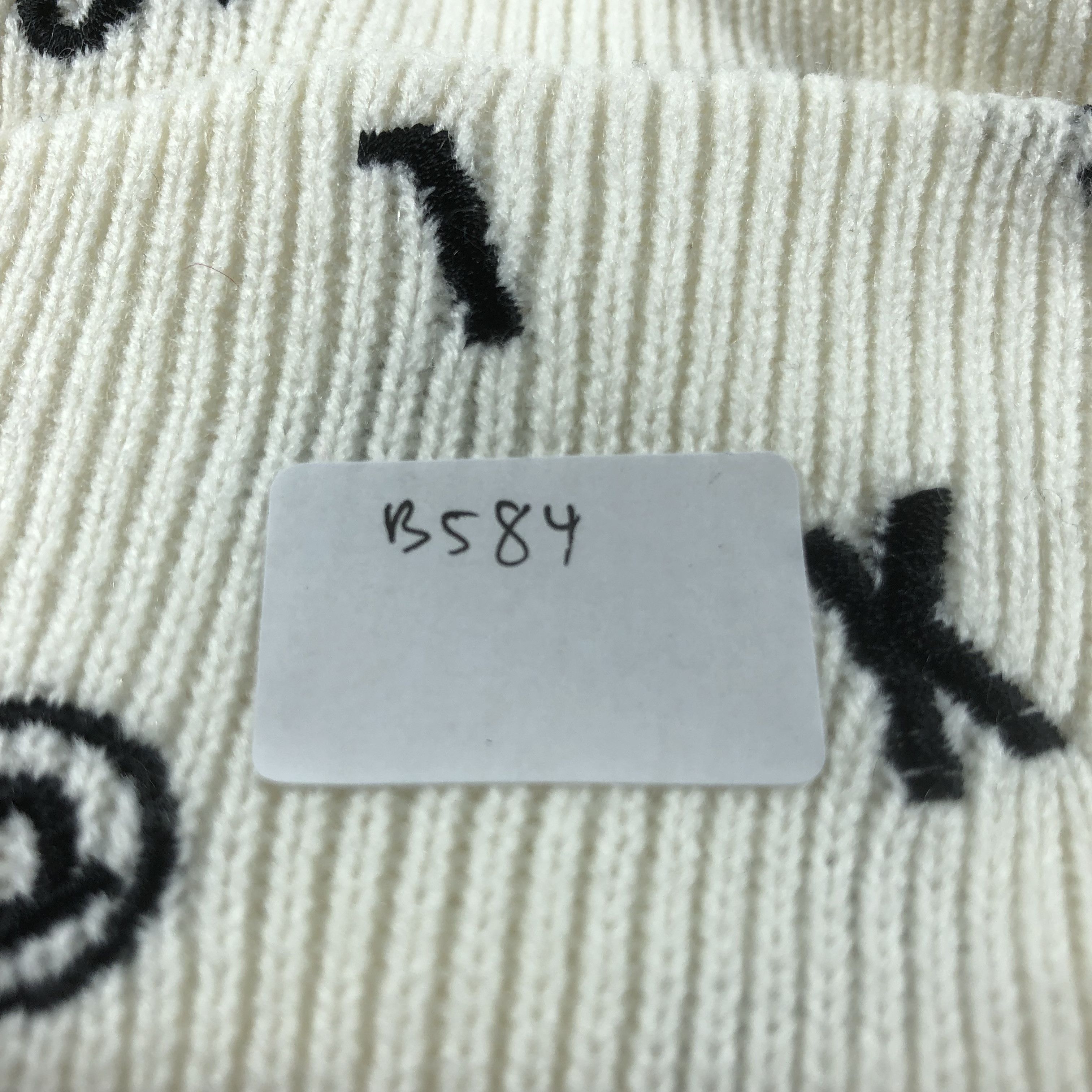 Vintage BAKS Seven Low Satisfaction Alphabet Knit Beanie Hat B584 Size ONE SIZE - 8 Thumbnail