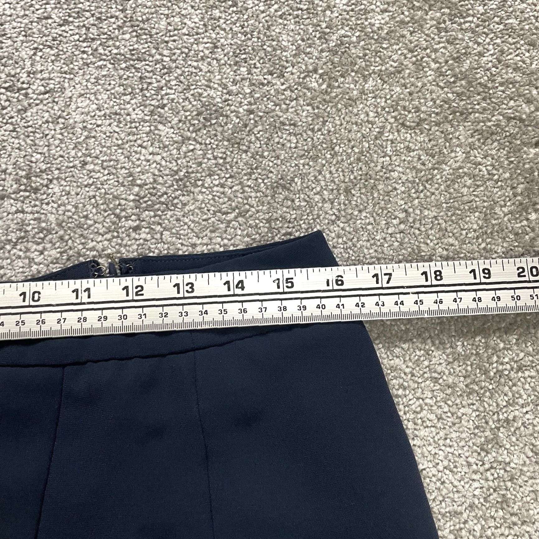 Talbots Talbots Pencil Skirt Women’s 10P Navy Blue Knit Polyester Short Solid Office Workwear Mens? Women? Size 32" / US 10 / IT 46 - 7 Thumbnail