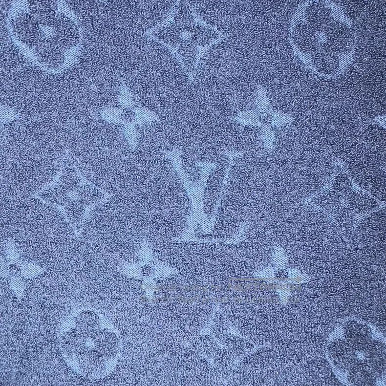 Louis Vuitton Louis Vuitton FW25 Pre-Fall Collection Navy Blue Round Nec Size US XL / EU 56 / 4 - 7 Thumbnail