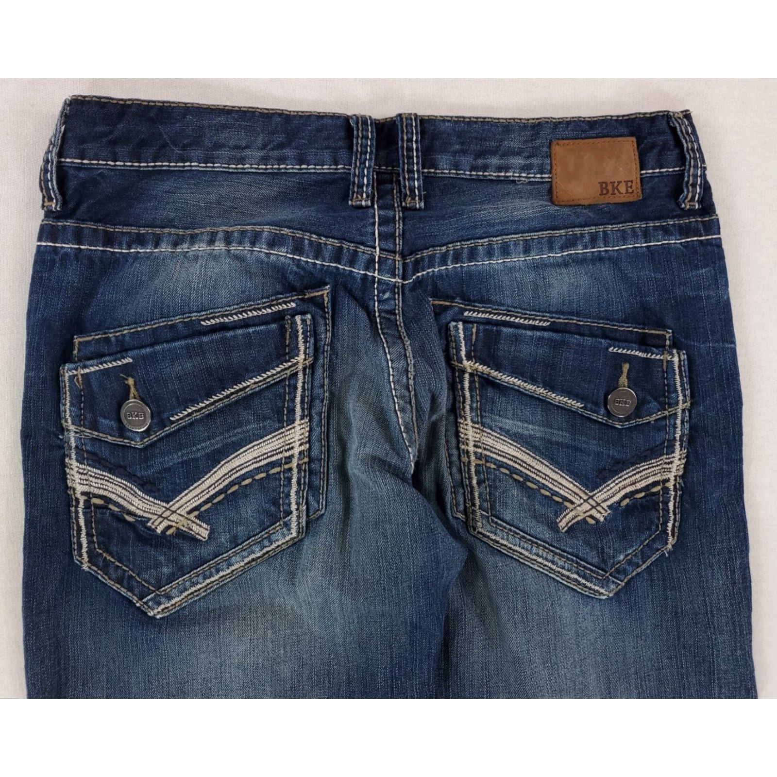 Vintage BKE Buckle Carter Straight Blue Jeans Embroidered 33R Mens 33 x 32 Blue Straight Jeans 33R Mens Size US 33 - 6 Thumbnail