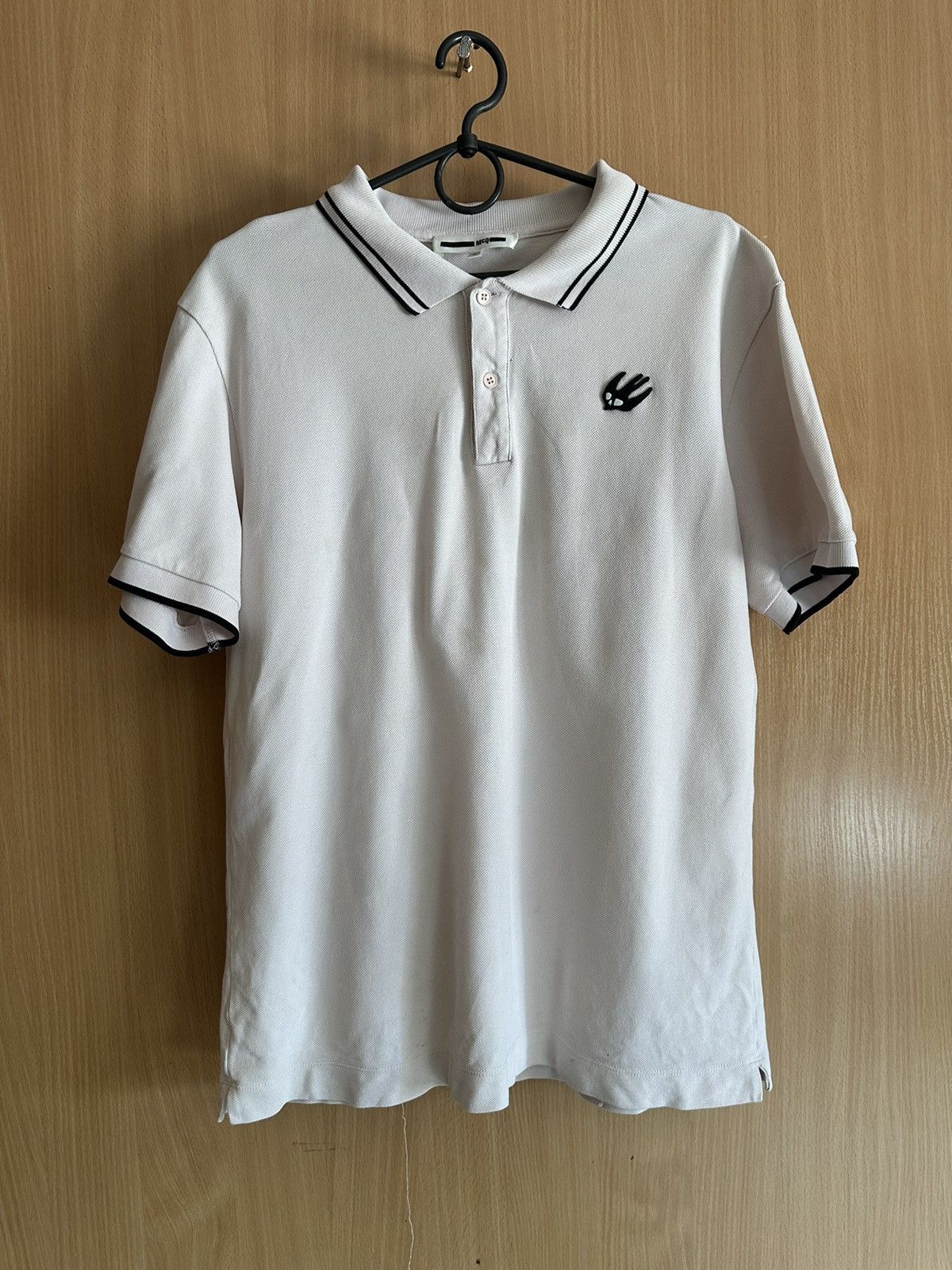 Alexander McQueen Alexander McQueen Polo Small Logo Distressed Size US XL / EU 56 / 4 - 13 Thumbnail