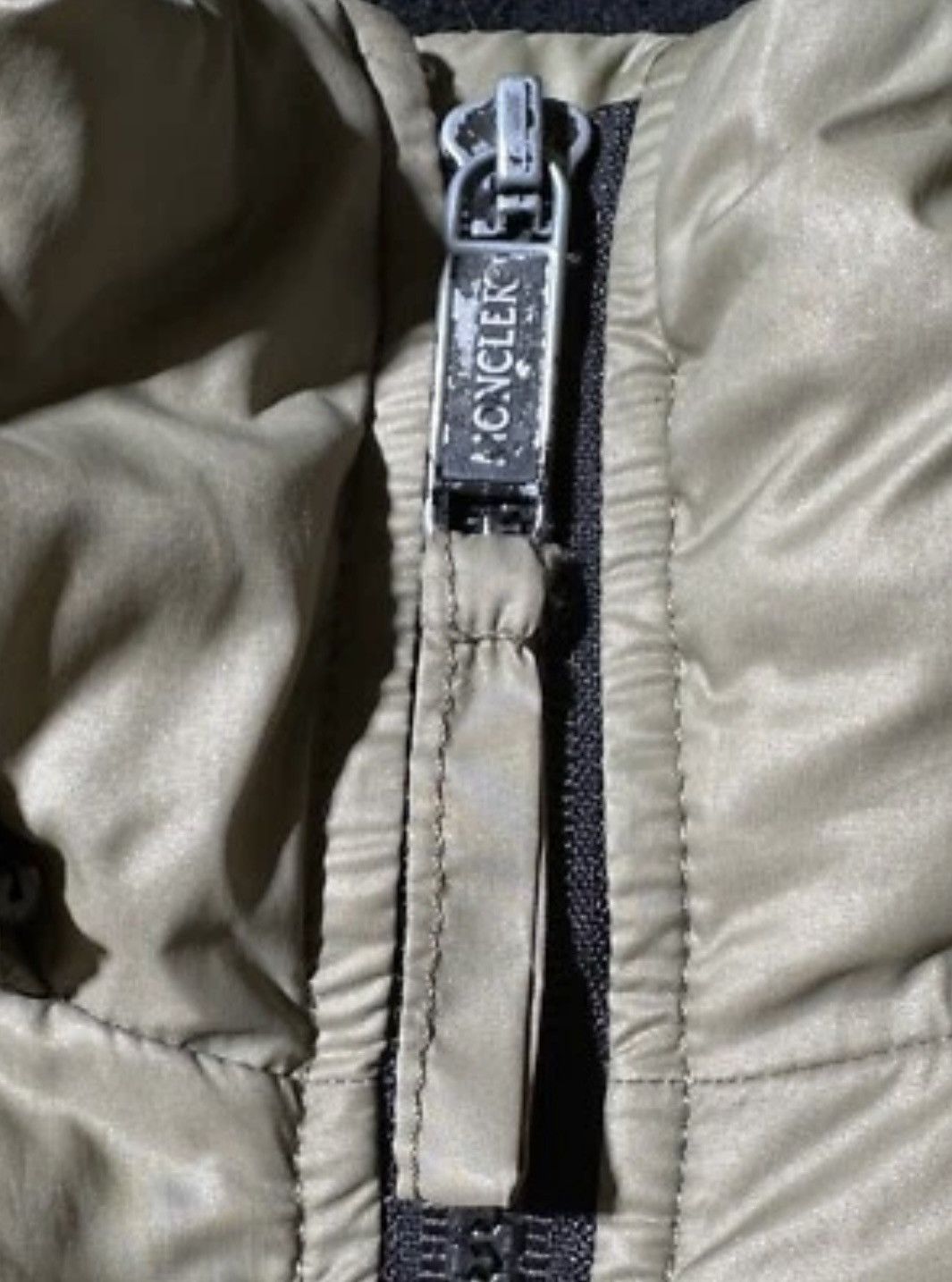 Moncler Moncler Puffer Down Jacket Luxury Rare Size US M / EU 48-50 / 2 - 7 Thumbnail