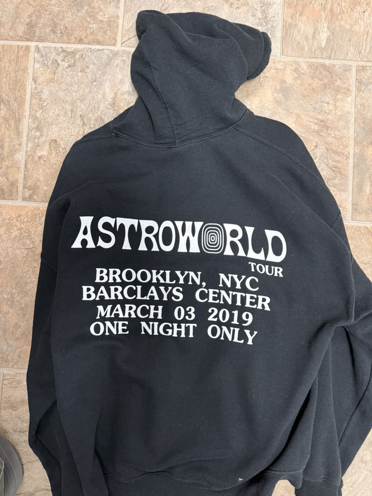 Travis Scott Barclays Center Exclusive Astroworld Hoodie “Gimme The Loot” Size US L / EU 52-54 / 3 - 3 Thumbnail