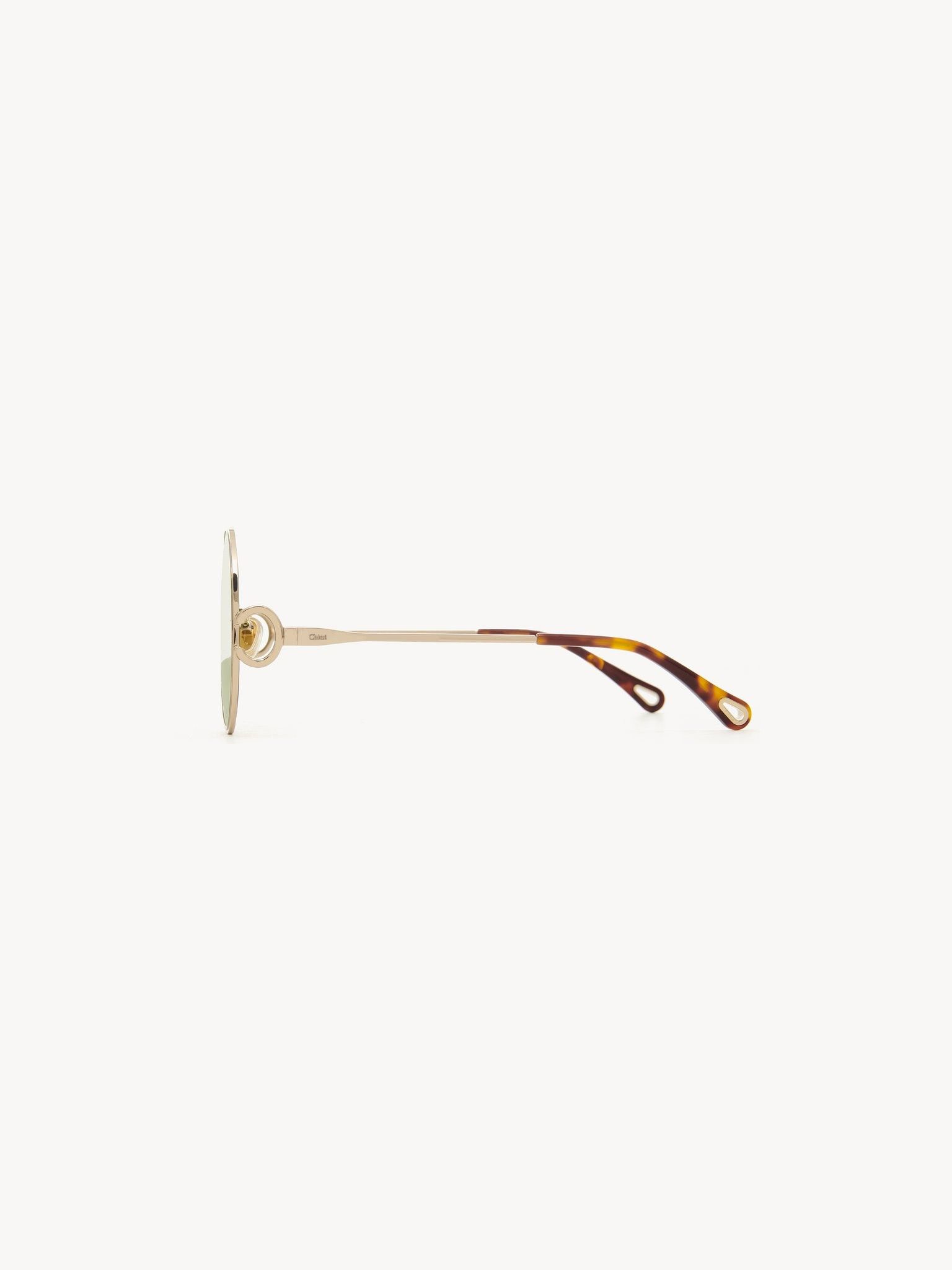Chloe o1loc1c1024 Size: OS / Sunglasses in Austine/Gold Size ONE SIZE - 2 Thumbnail
