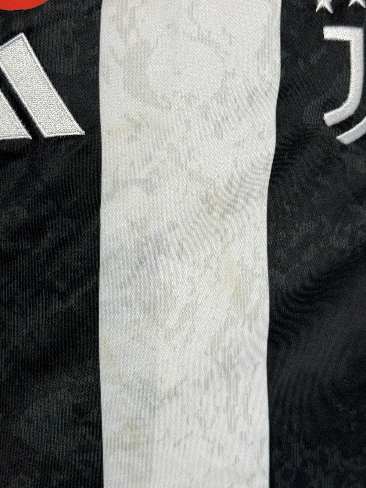 Adidas KIDS Juventus 24/25 Home Yildiz Football Jersey T-Shirt Size US XS / EU 42 / 0 - 7 Thumbnail