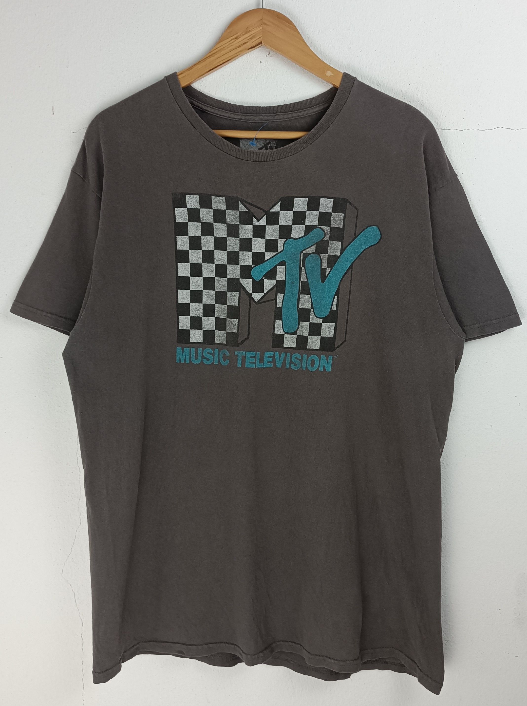 Mtv VINTAGE FADED MTV MUSIC TELEVISION PUNK HIP HOP METAL TEE Size US L / EU 52-54 / 3 - 3 Thumbnail