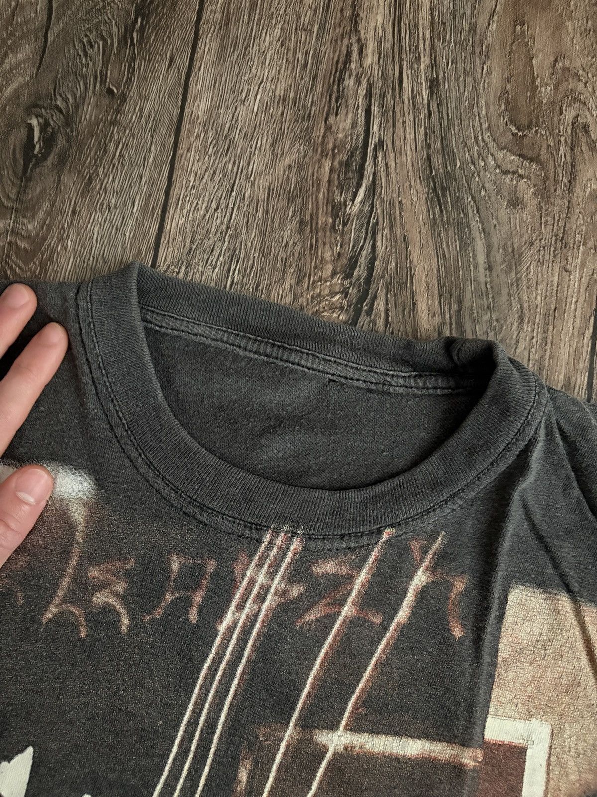 Band Tees 2000s Vintage Korn ‘Issues’ Album Faded Rare AOP T-Shirt Size US M / EU 48-50 / 2 - 6 Thumbnail
