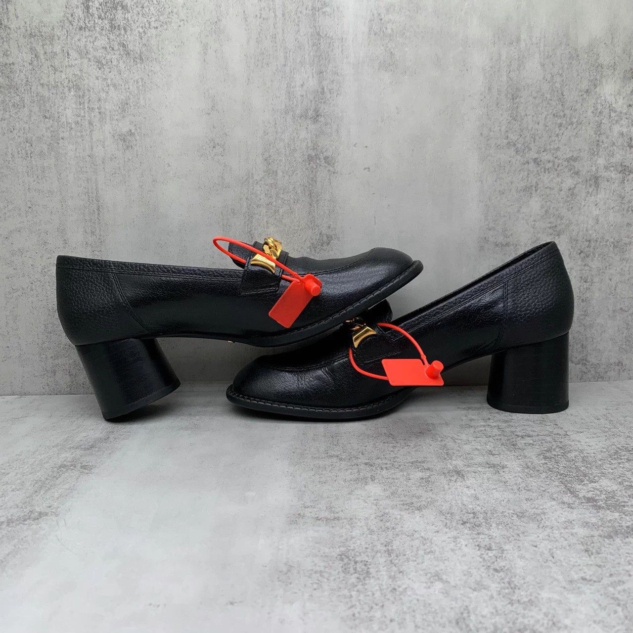 Gucci Gucci Black Chain Heels 37.5 New w/Min Crease YY494 Size US 7 / IT 37 - 3 Thumbnail