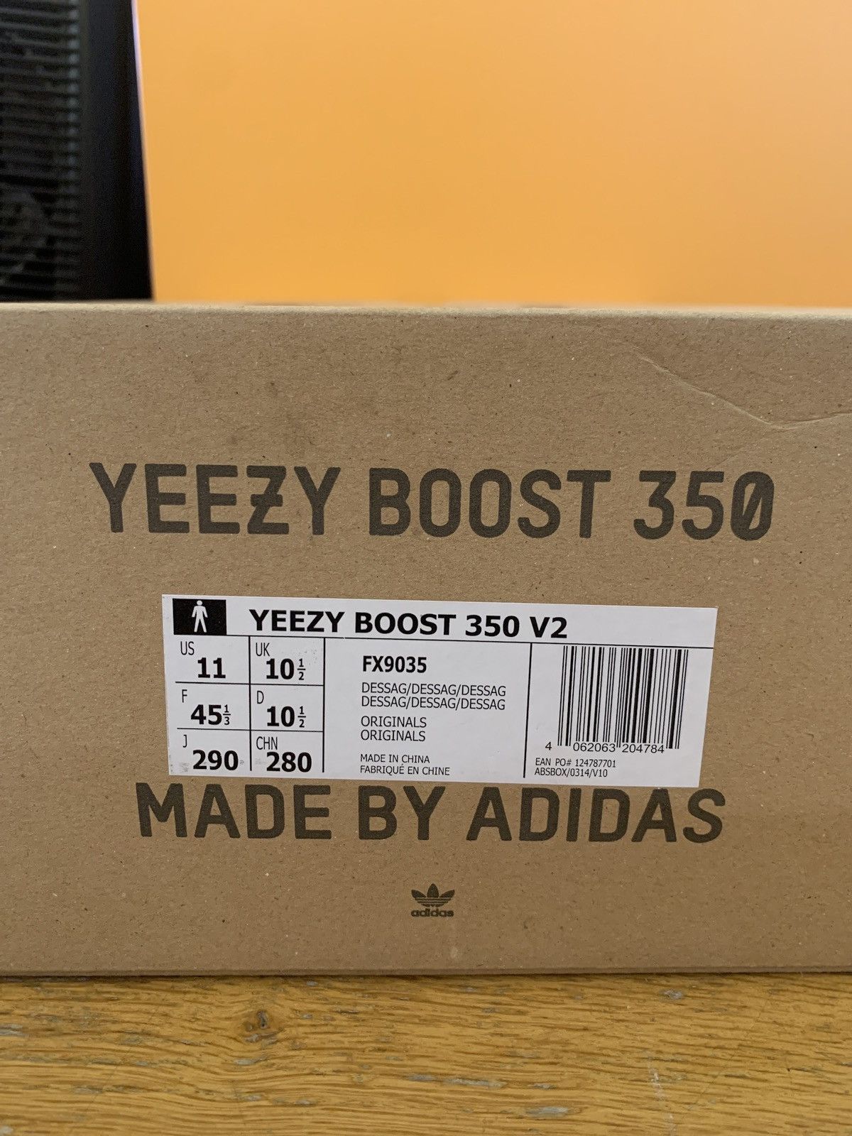 Adidas × Kanye West Yeezy Boost 350 V2 Size US 11 / EU 44 - 7 Thumbnail