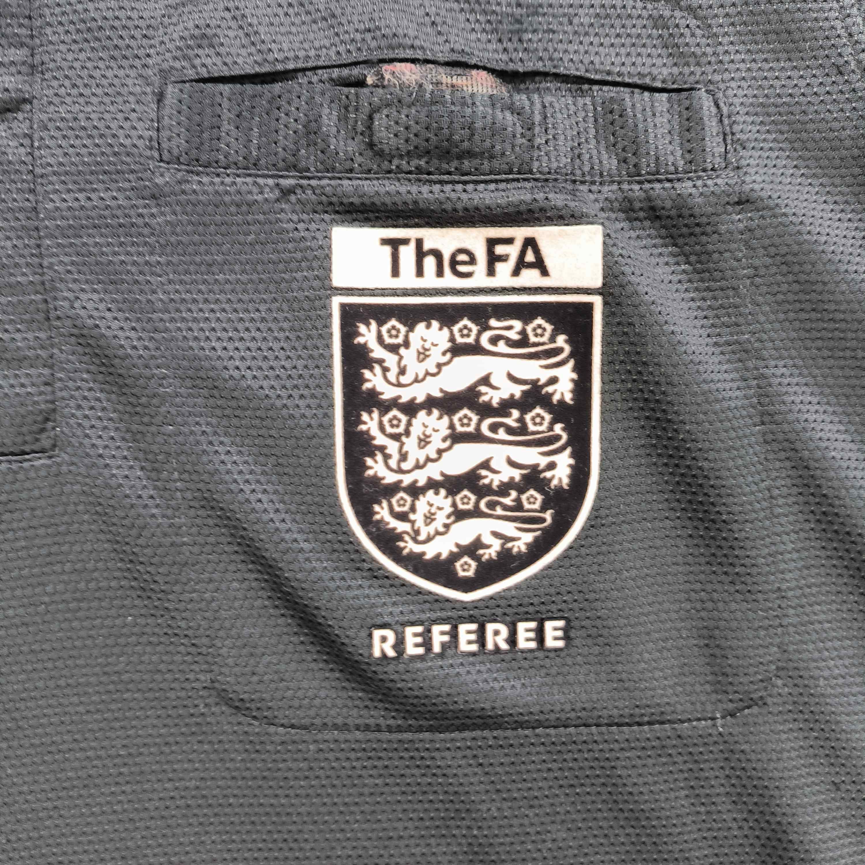 Nike The FA Premier League 2012 Nike Referee football jersey sz L Size US L / EU 52-54 / 3 - 3 Thumbnail