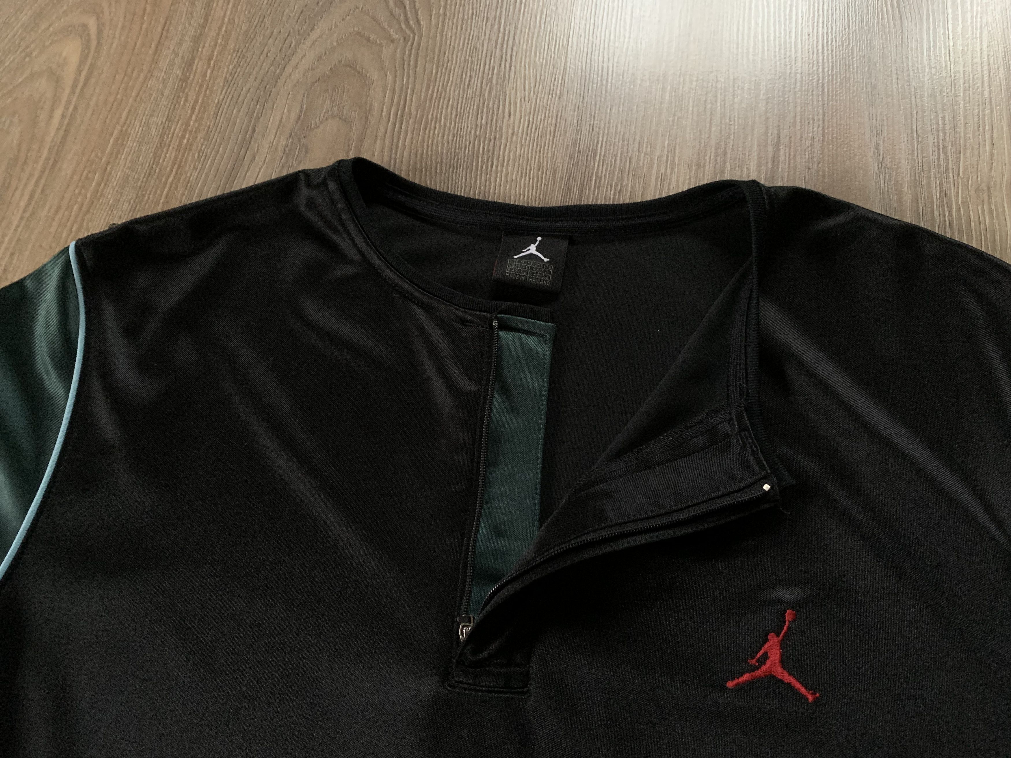 Jordan Brand Air Jordan Training Black T-Shirt Size US M / EU 48-50 / 2 - 5 Thumbnail
