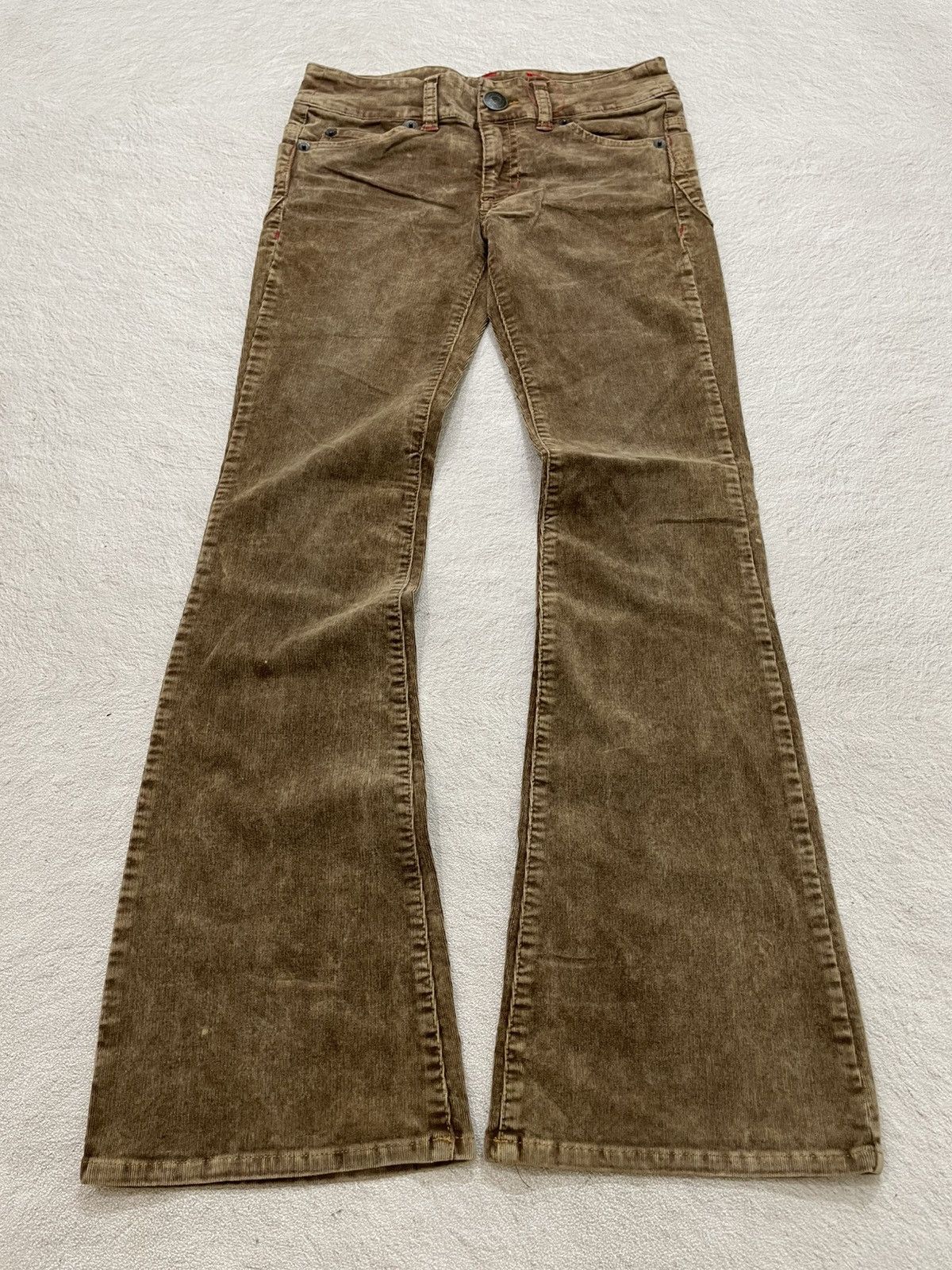 Beams Plus 2000s Belle Amie Worn Vintage Brown Corduroy Flare Pants Size 28" / US 6 / IT 42 - 1 Thumbnail