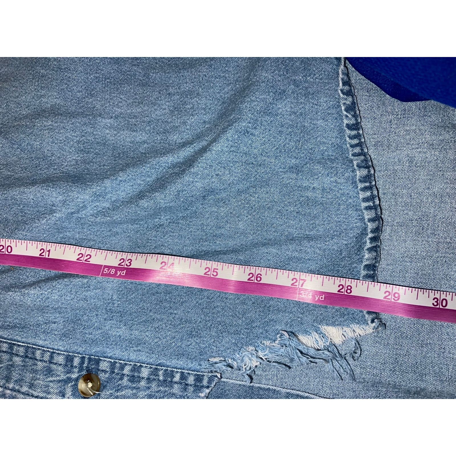 Vintage Vintage Fox News Button Up Shirt Channel 21 Denim LS VTG L Size US L / EU 52-54 / 3 - 11 Thumbnail