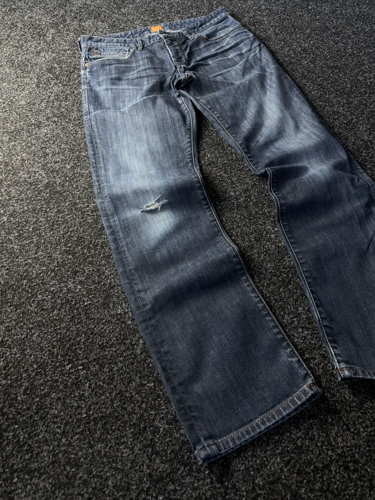 Hugo Boss Luxury Hugo Boss Distressed orange tab denim pants jeans Size US 33 - 2 Thumbnail