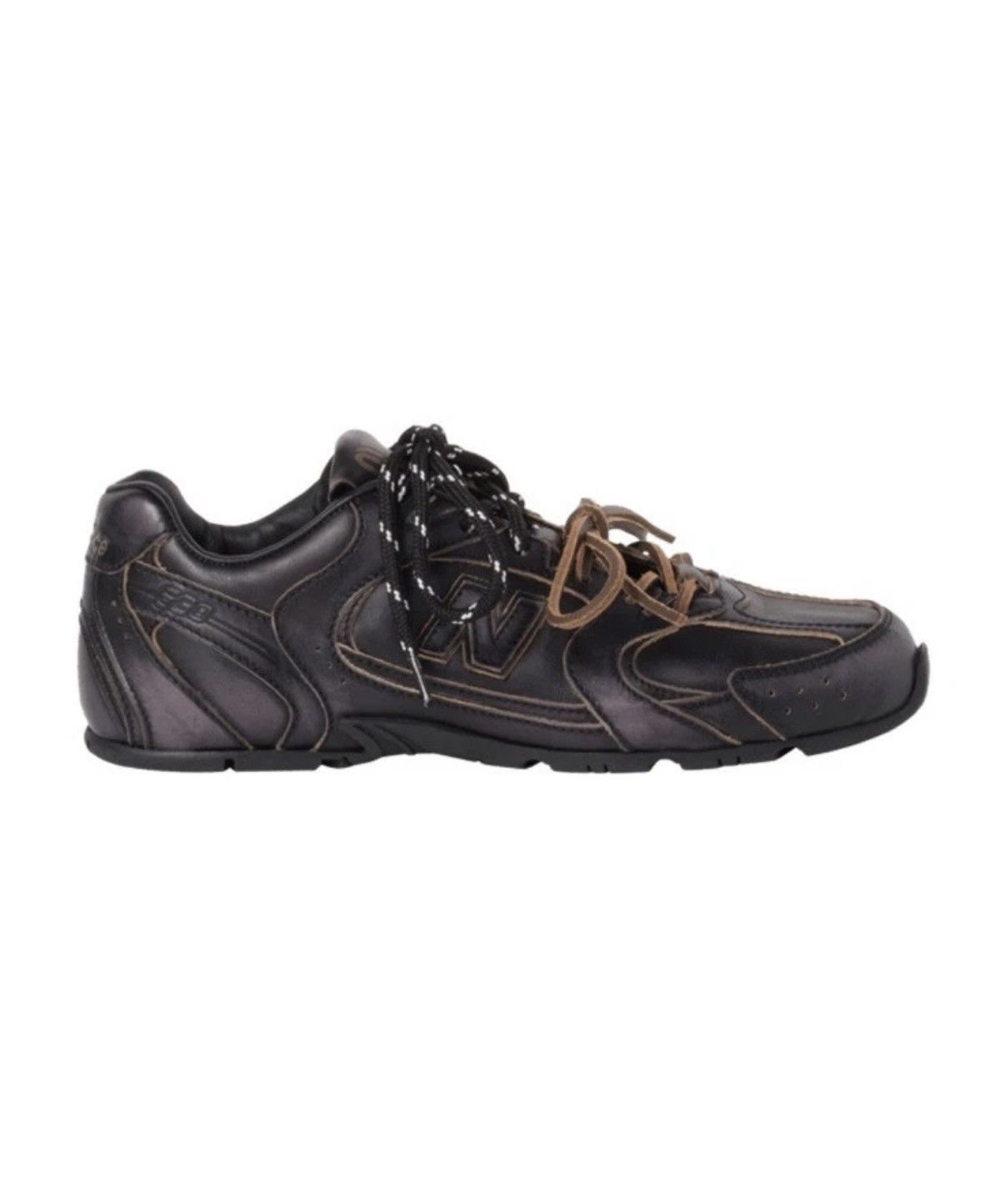 Miu Miu × New Balance Authentic Miu Miu sneakers in size 36 (US 6) Size US 6 / IT 36 - 3 Thumbnail