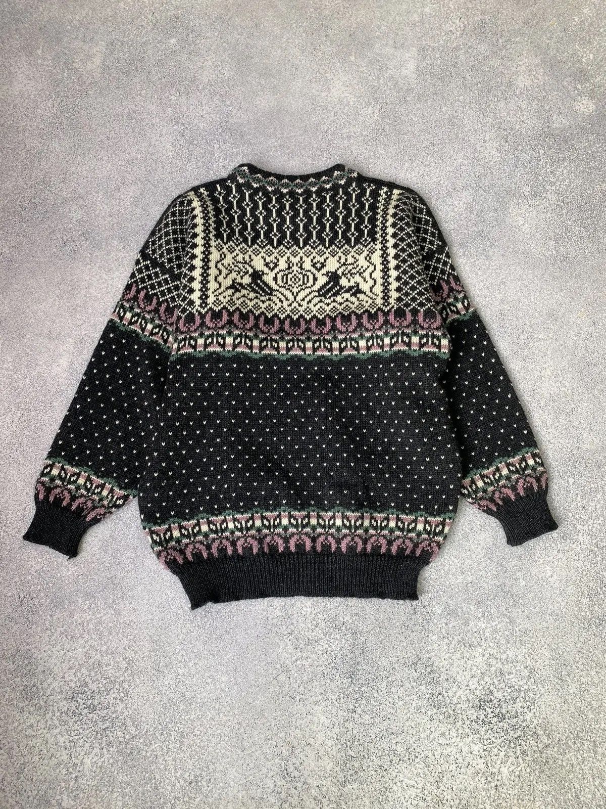 Dale Of Norway × Vintage Vintage DALE OF NORWAY Deer Fair Isle Wool Knit Ski Sweater Size US L / EU 52-54 / 3 - 10 Thumbnail