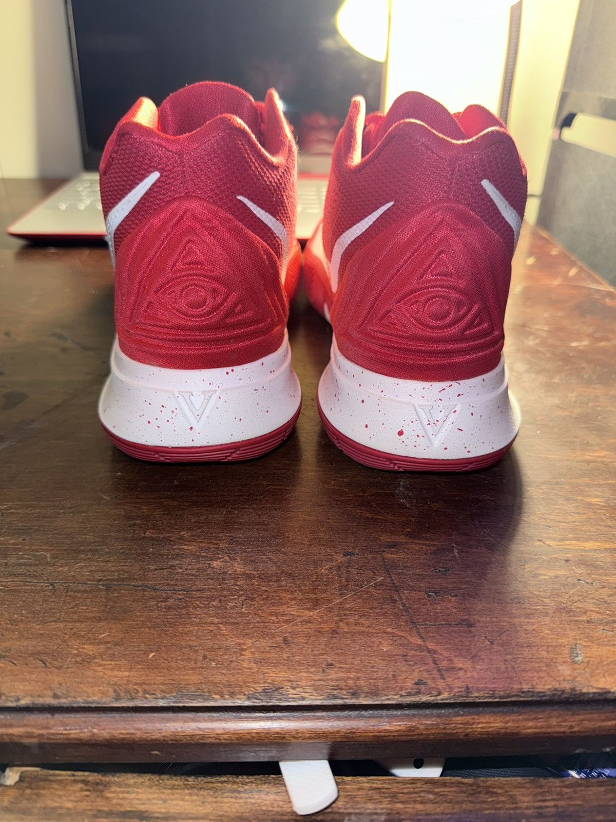 Nike Nike Kyrie 5 Size US 10 / EU 43 - 4 Thumbnail
