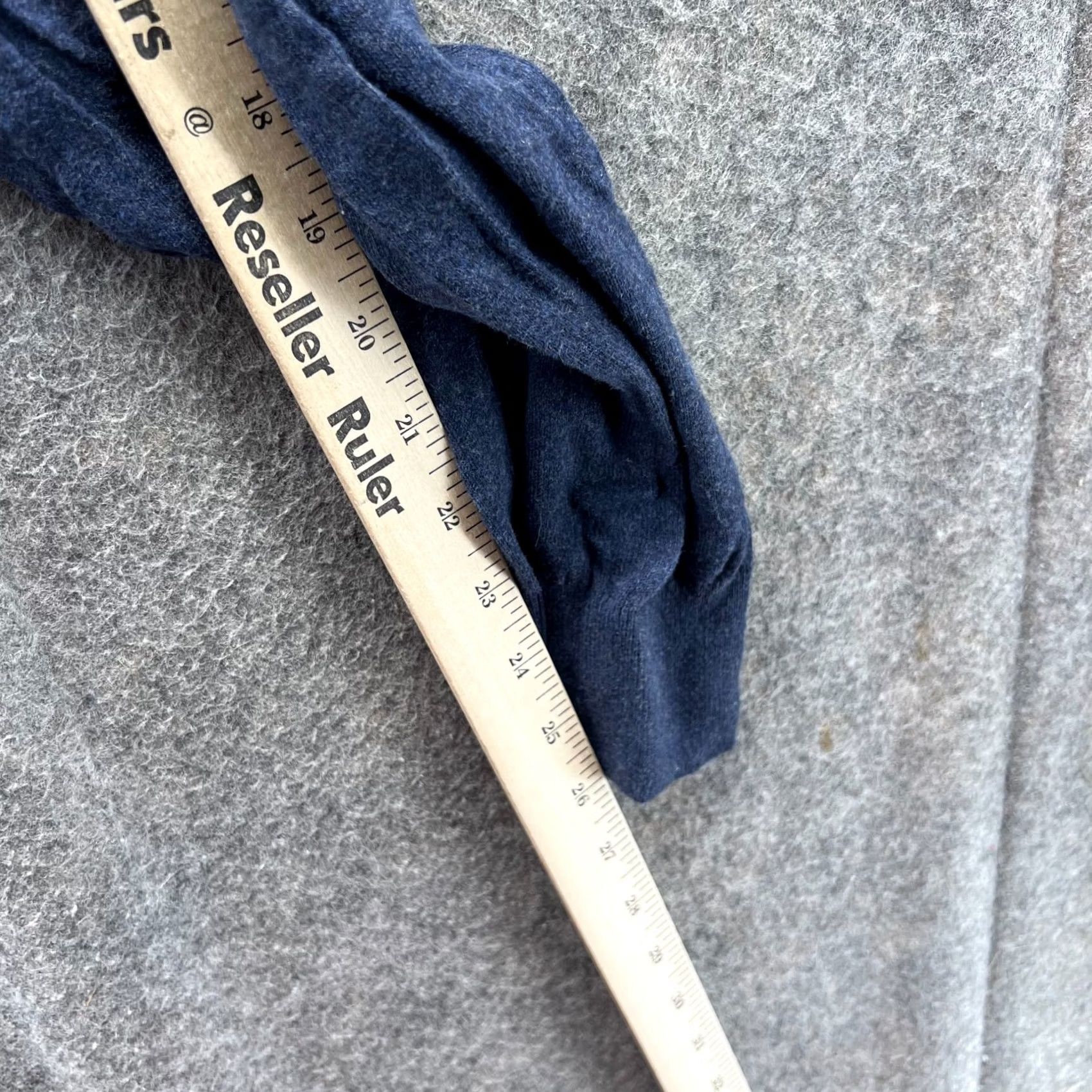 Vintage VINTAGE Greg Norman Sweatshirt Mens XL Navy Blue Long Sleeve Pullover Golf Lightweight Cotton Knit Logo Pushes All Seasons Size US XL / EU 56 / 4 - 3 Thumbnail