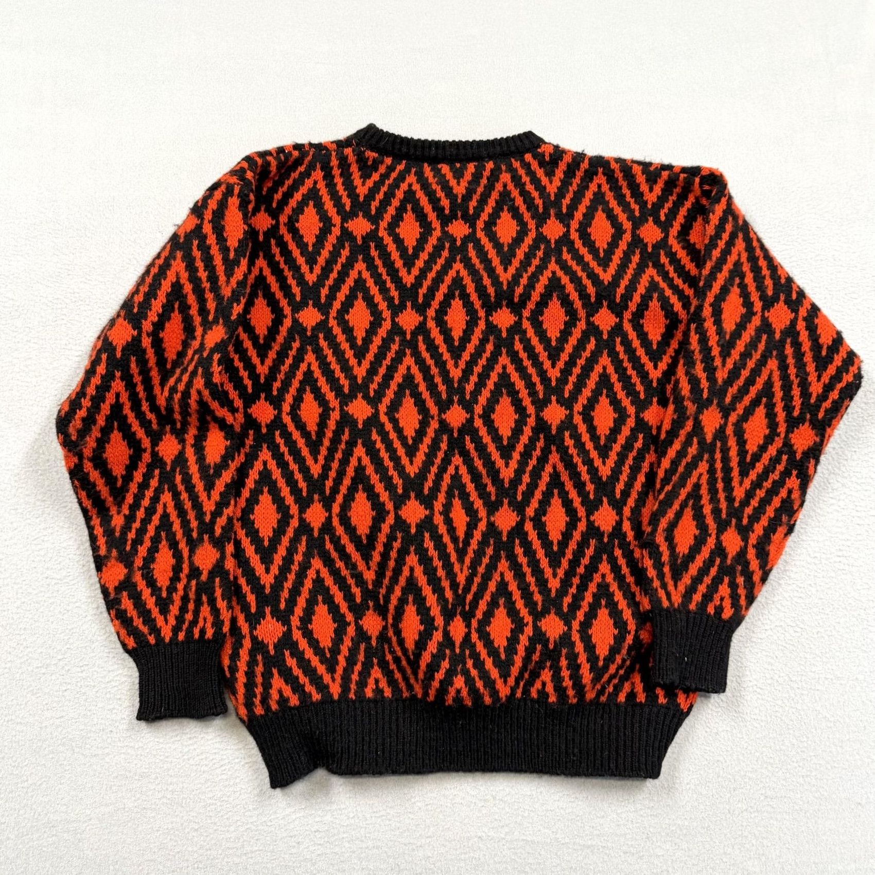 Benetton VINTAGE Benetton Sweater Mens L Orange Argyle Crewneck Wool Italy Size US L / EU 52-54 / 3 - 3 Thumbnail