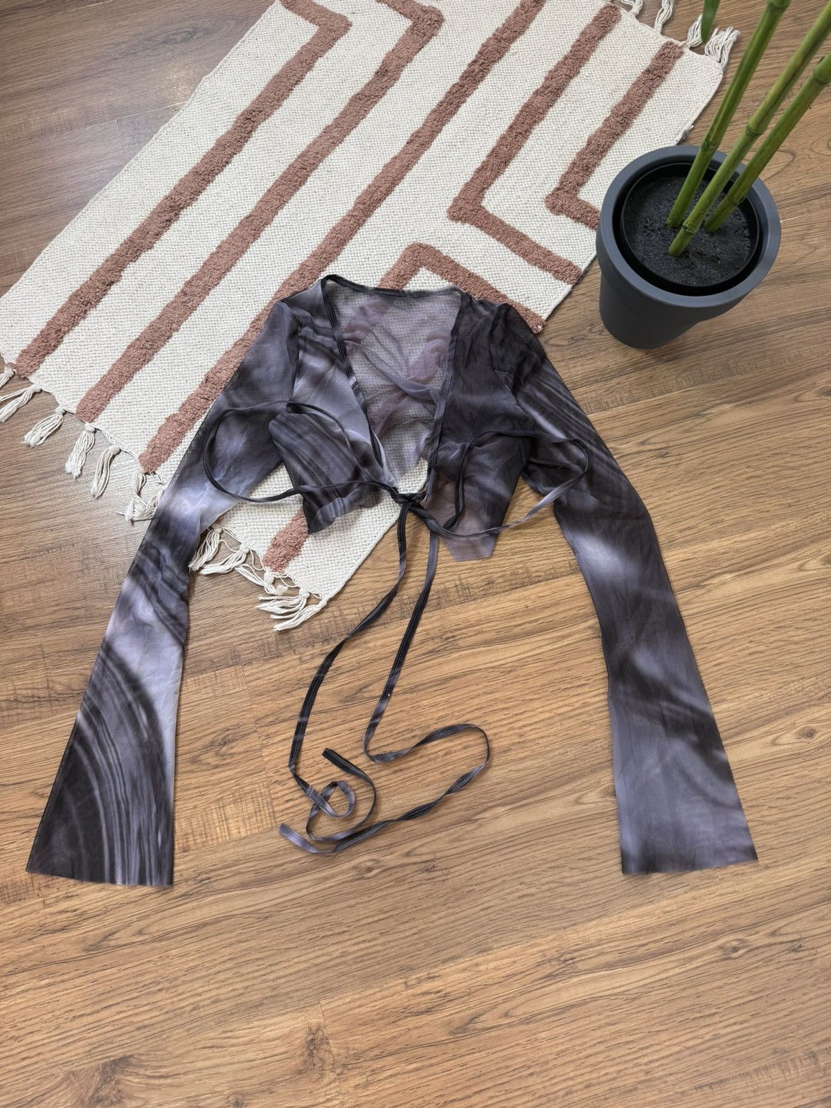 Vintage AVANT GARDE FULL MESH 2000s BLOUSE Size S / US 4 / IT 40 - 1 Thumbnail