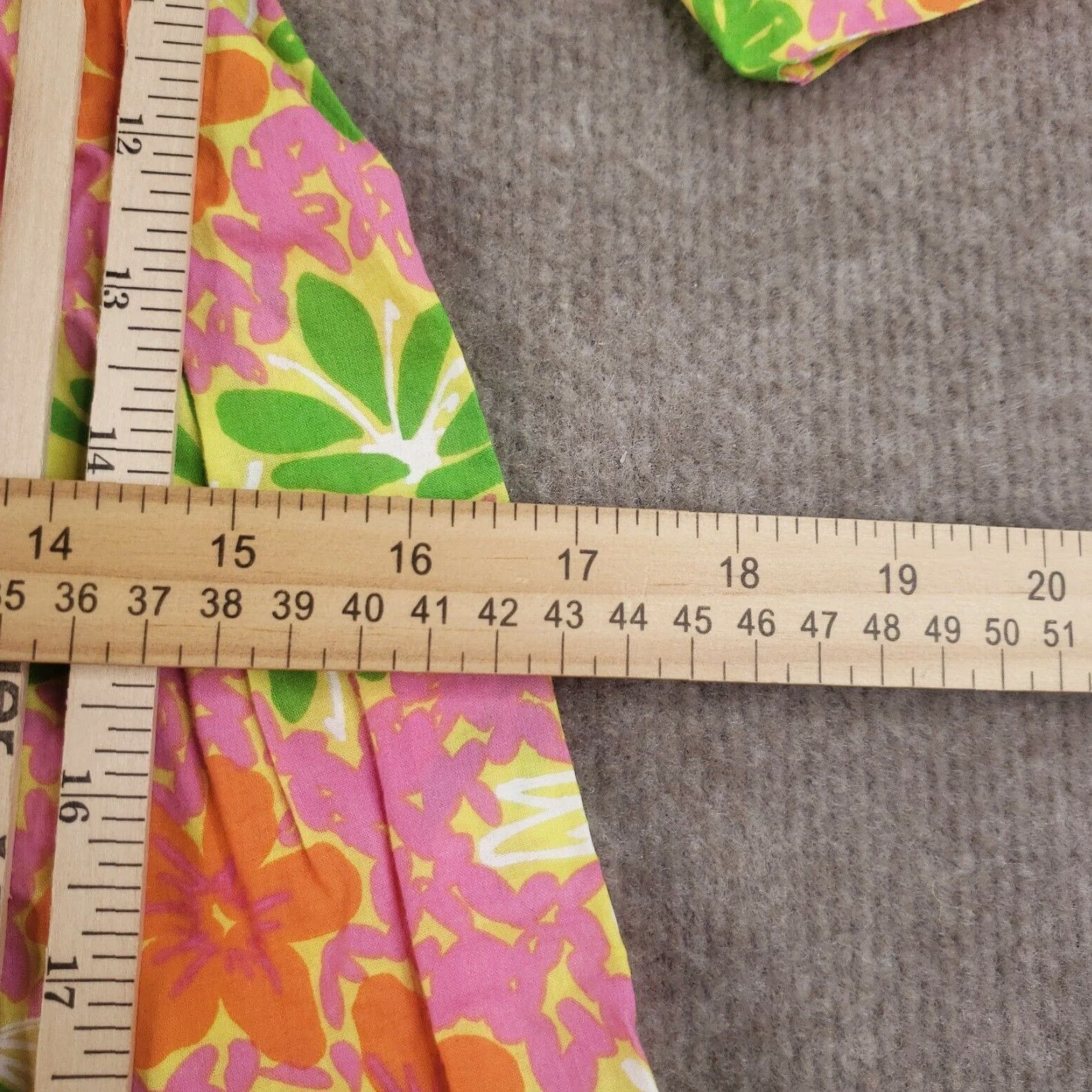 Lilly Pulitzer VINTAGE Lilly Pulitzer Blouse Women Size 4 Pink Floral Short Sleeve Casual Spring Summer Size S / US 4 / IT 40 - 4 Thumbnail
