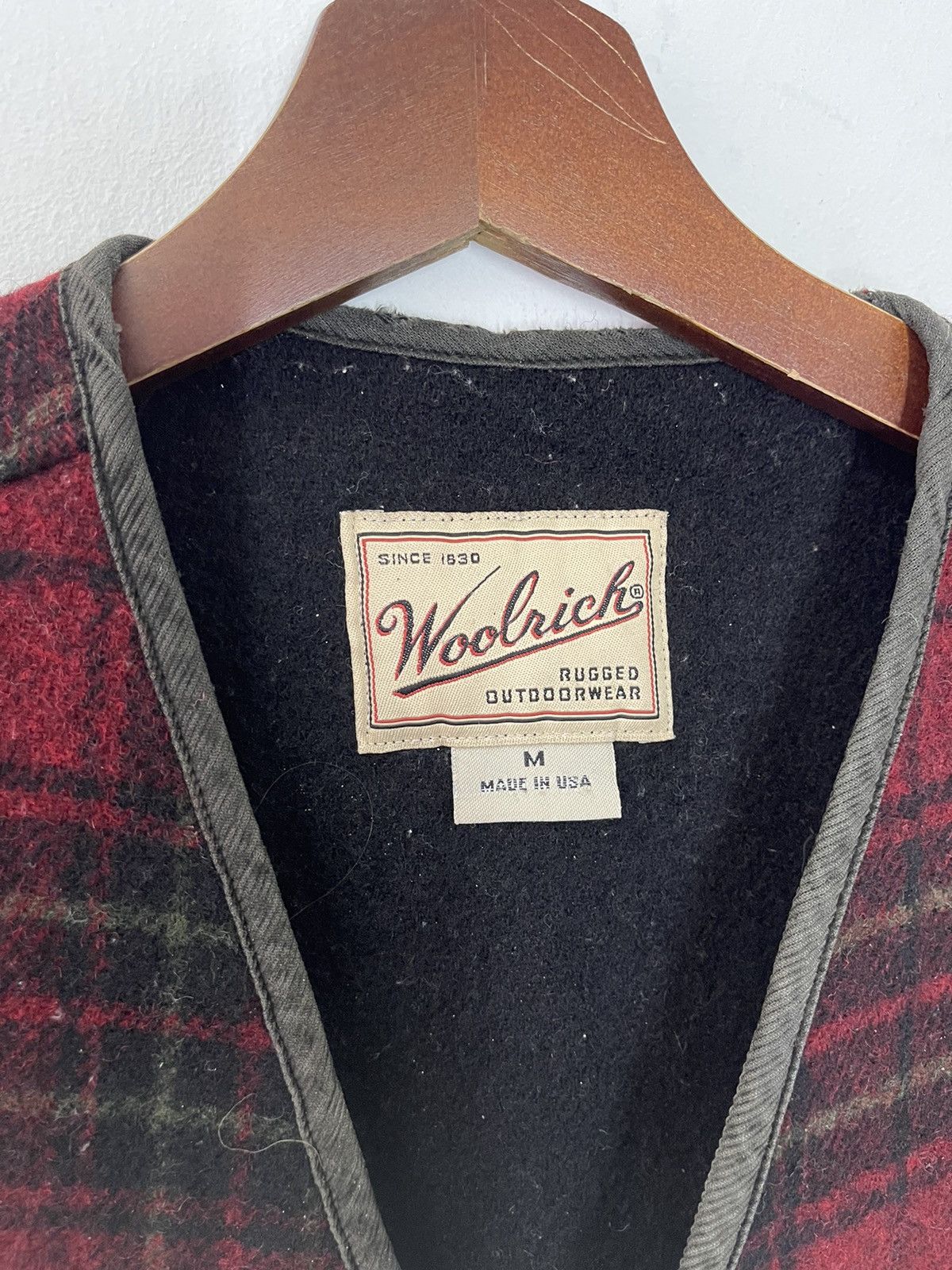 Woolrich Woolen Mills VINTAGE WOOLRICH USA RUGGED OUTDOOR VEST WOOL TARTAN Size US M / EU 48-50 / 2 - 4 Thumbnail