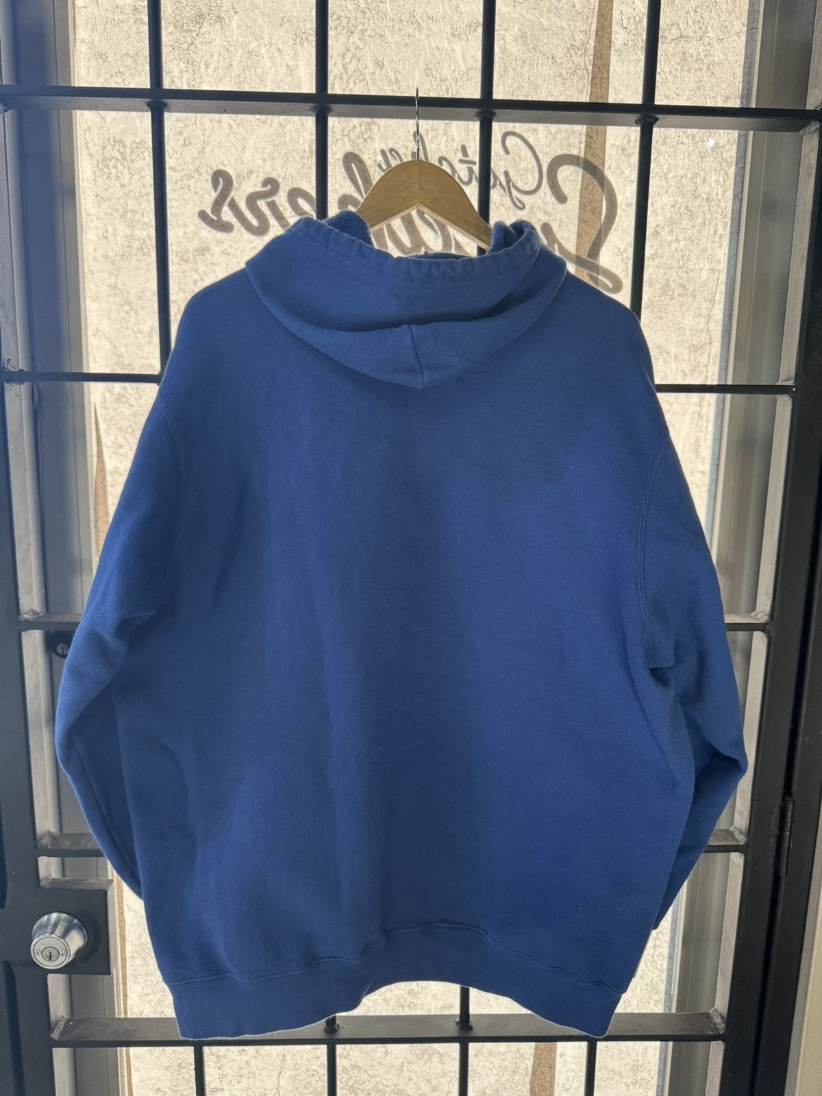 Nike Vintage Nike Center Swoosh Hoodie Royal Blue XL Size US XL / EU 56 / 4 - 2 Thumbnail