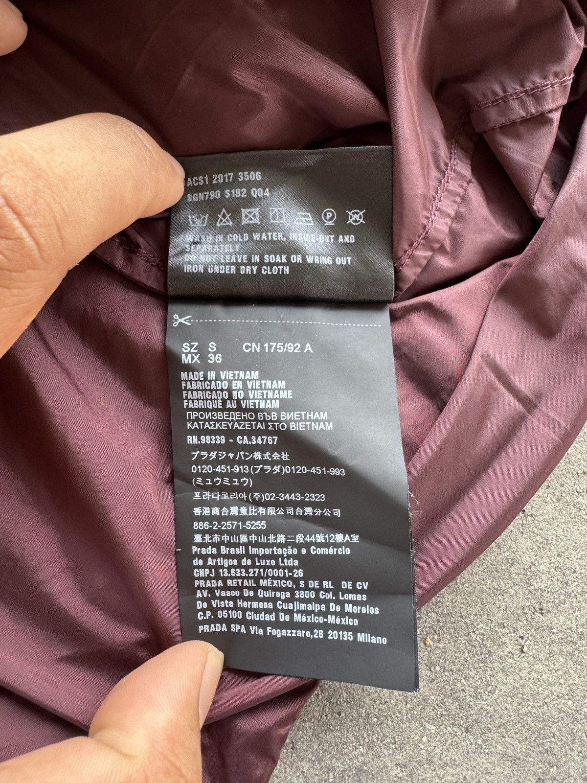 Prada Prada Windbreaker Nylon Jacket Size US XXL / EU 58 / 5 - 8 Thumbnail