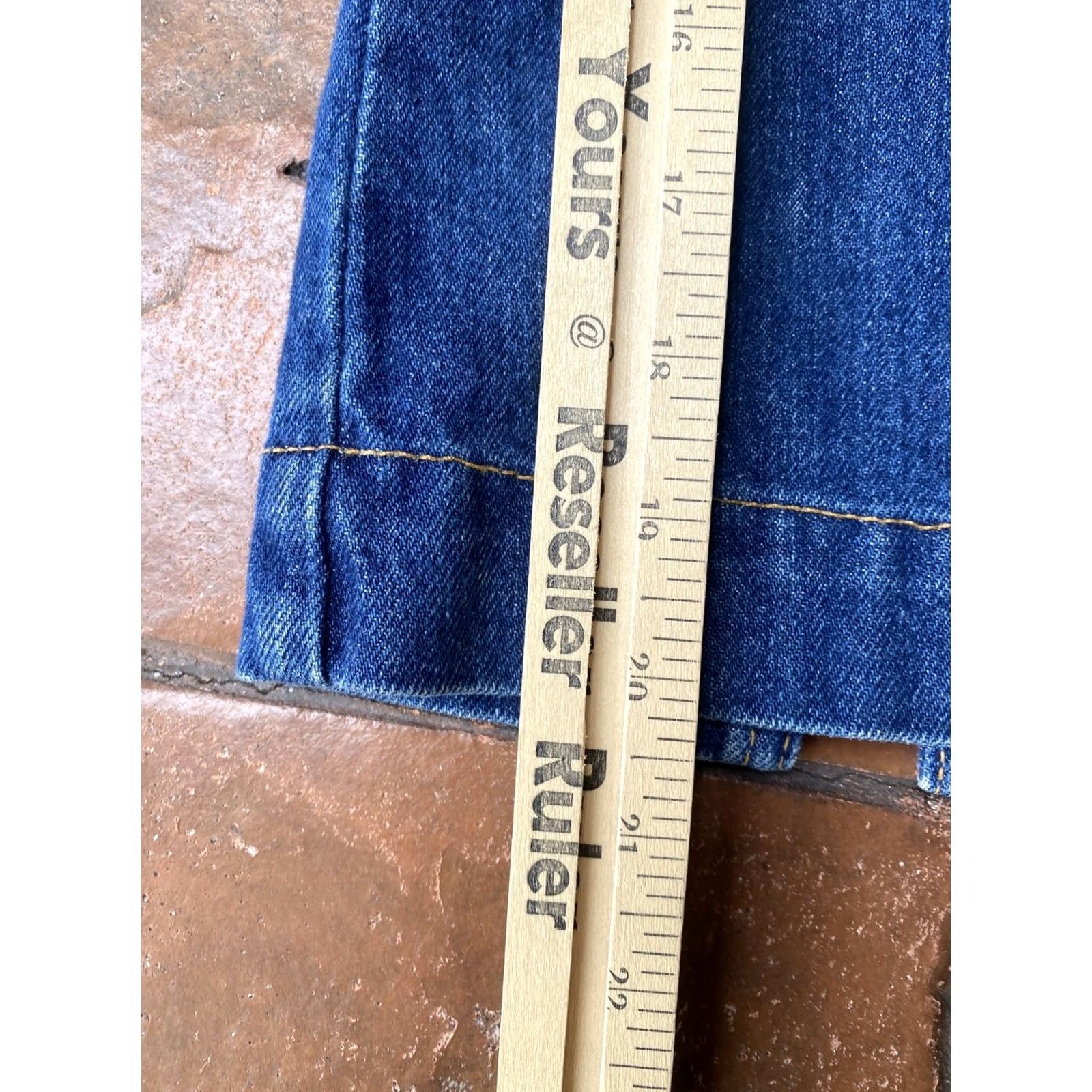 Levi's VINTAGE Levi's Denim Jean Midi Skirt Womens 3 Knee Length Blue 90s A-Line Pockets Buttons Zipper 3 Plus Size Skirt Mens Womens Girls Size 26" / US 2 / IT 38 - 8 Thumbnail