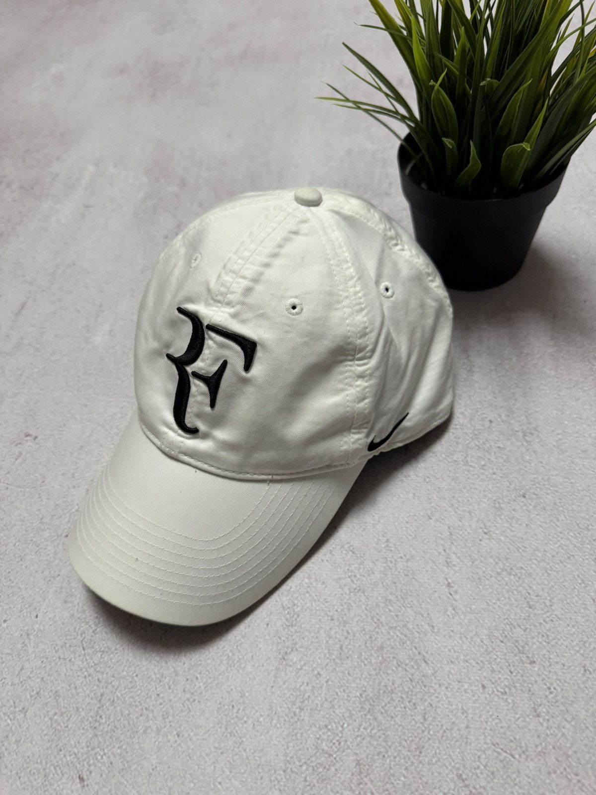 Nike Vintage Nike RF Cap Hat Roger Federer White Mens Size ONE SIZE - 2 Thumbnail