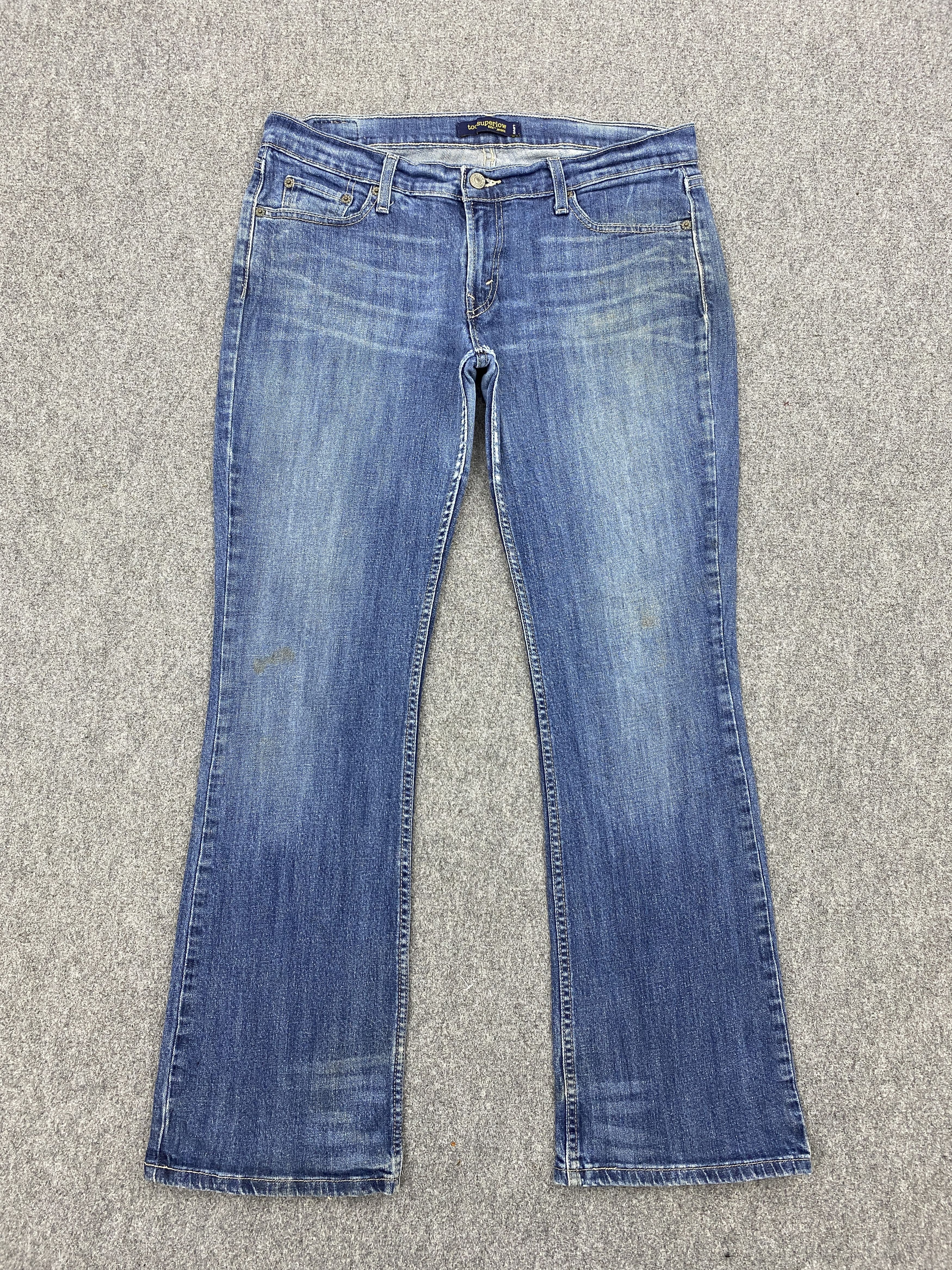 image of Levis 524 Bootcut Denim in Blue Denim, Men's (Size 32)