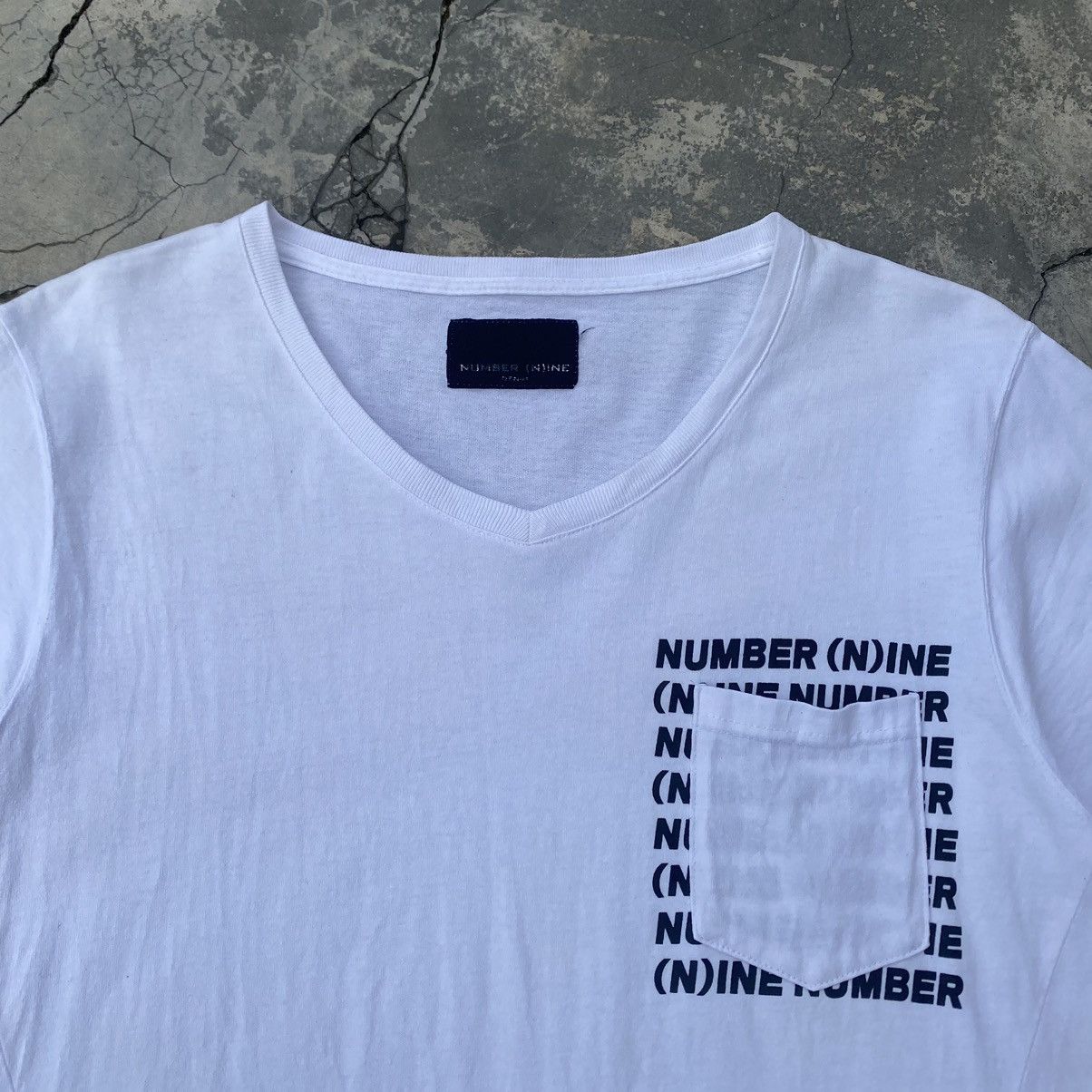 Number (N)ine NUMBER (N)INE v-neck pocket tee Size US M / EU 48-50 / 2 - 2 Thumbnail