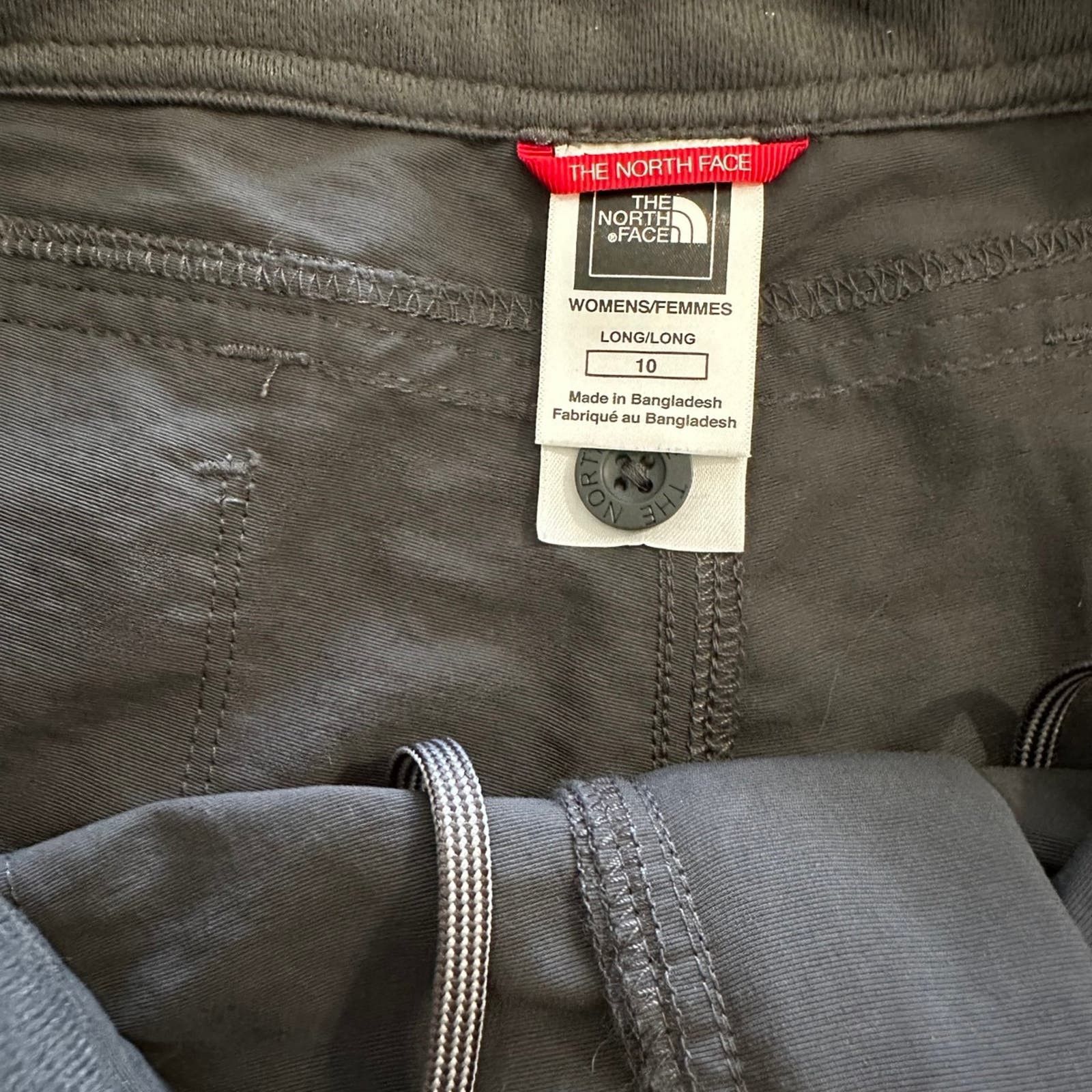 The North Face Women’s the north face shorts Size US 29 - 5 Thumbnail