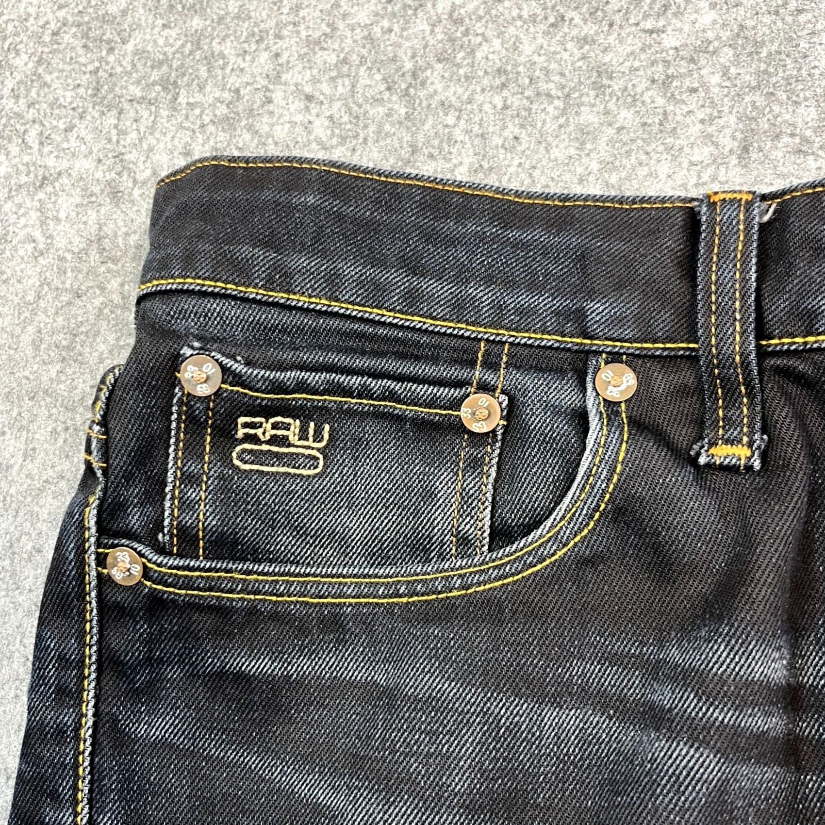 G-Star G-Star Jeans 32 32 Regular Tapered Dark Wash Blue Whiskering Honeycomb Jeans Boys Mens 3301 5-Pocket Design Size US 32 / EU 48 - 7 Thumbnail