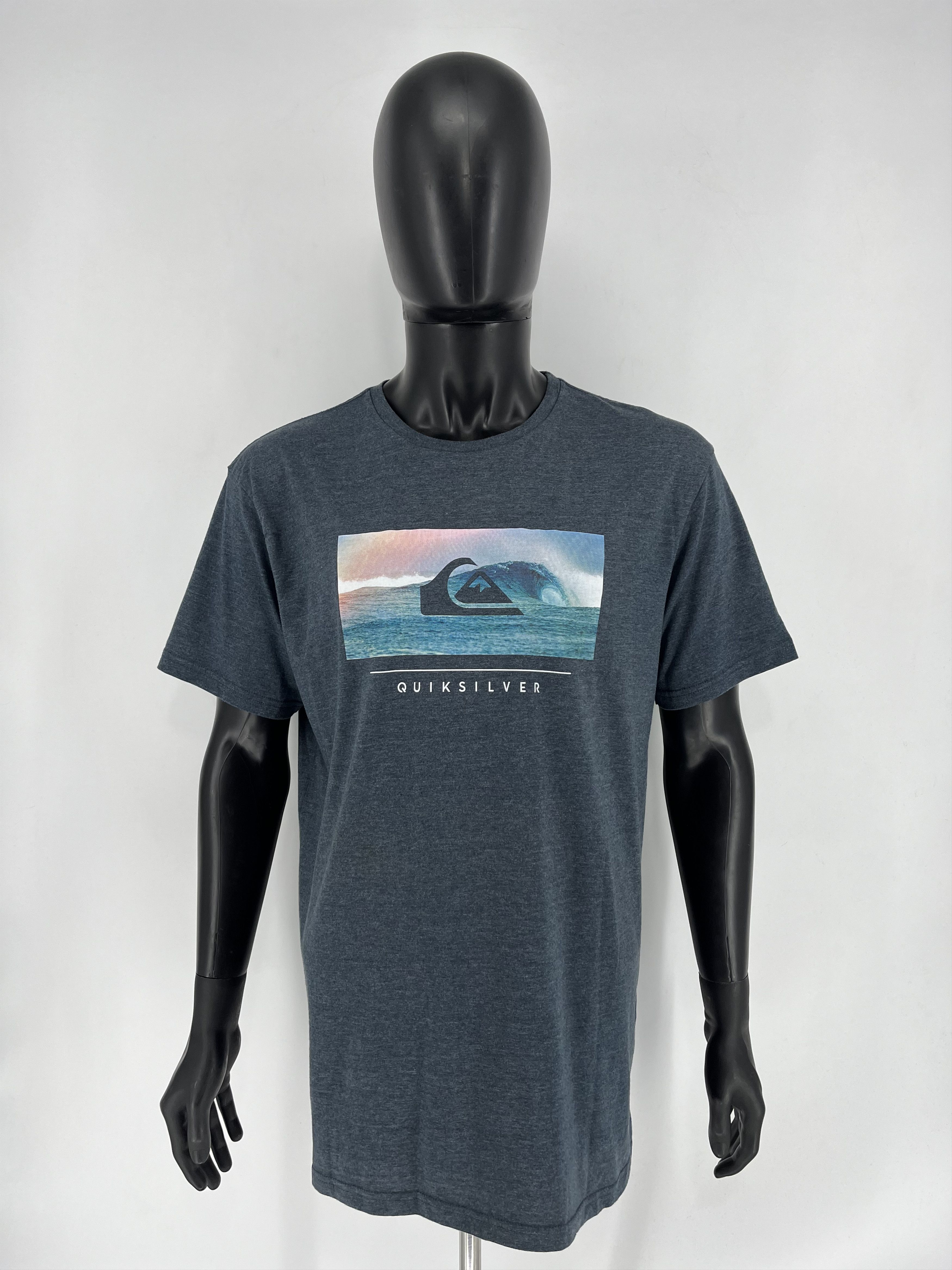Quiksilver Vintage Quiksilver T-Shirt Size XL Surf Skateboard y2k Size US XL / EU 56 / 4 - 2 Thumbnail