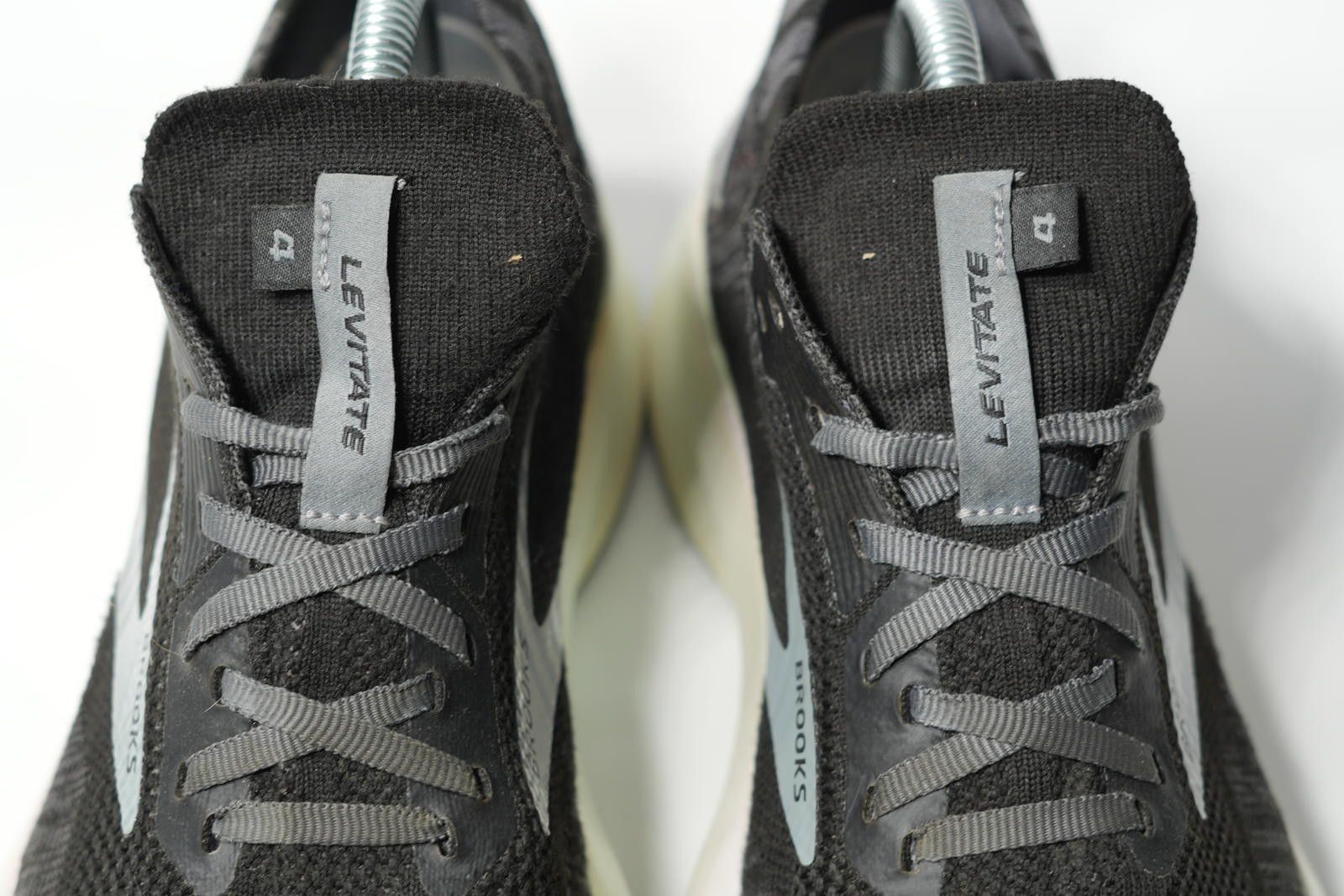 Brooks Brooks Sneaker Women's 10 Medium Black Levitate 4 Running Size US 10 / IT 40 - 5 Thumbnail