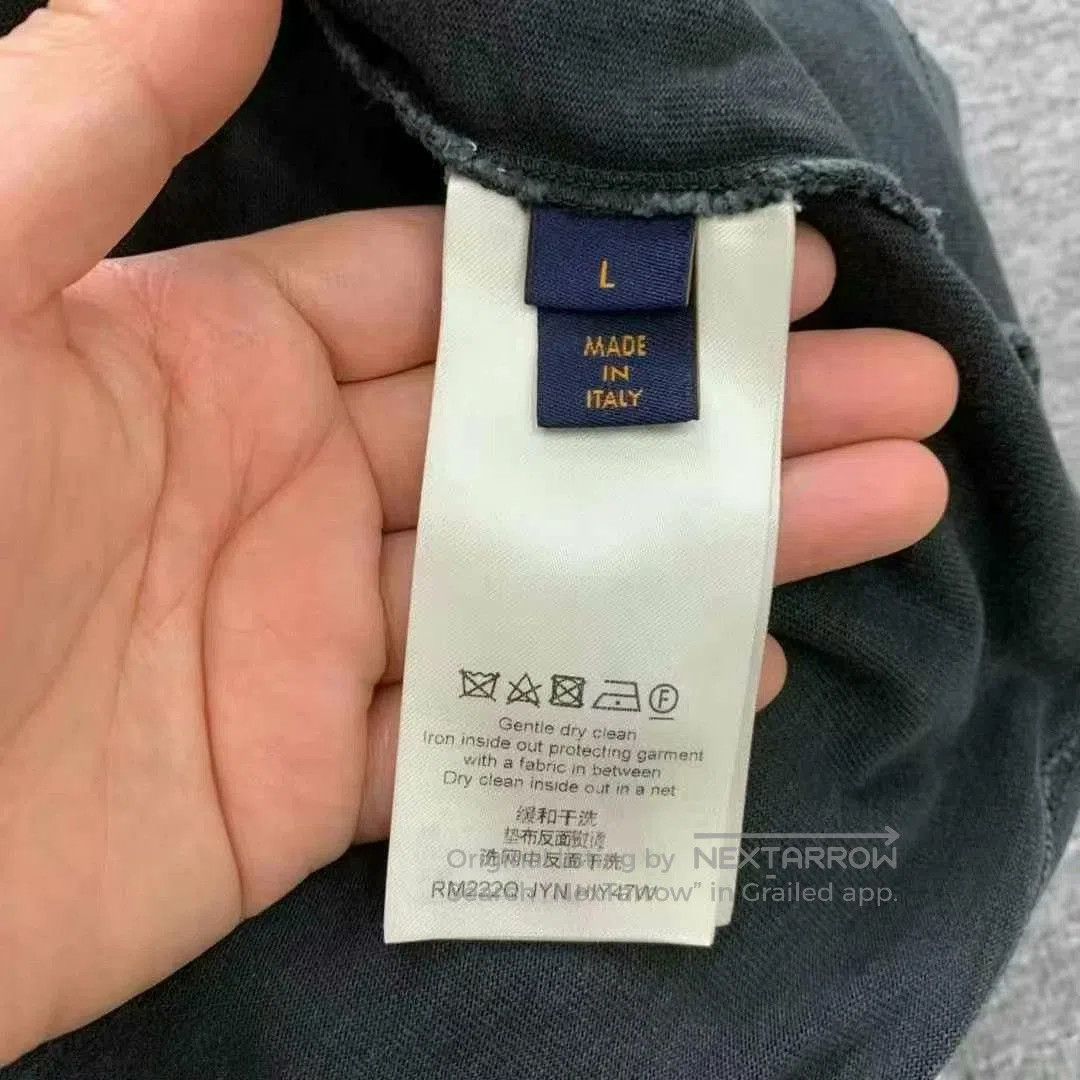 Louis Vuitton lv water. Size US L / EU 52-54 / 3 - 5 Thumbnail