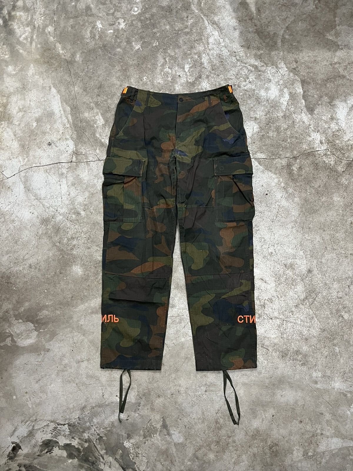 Designer × Heron Preston Heron Preston Camo Cargo Pants Size US 32 / EU 48 - 1 Thumbnail