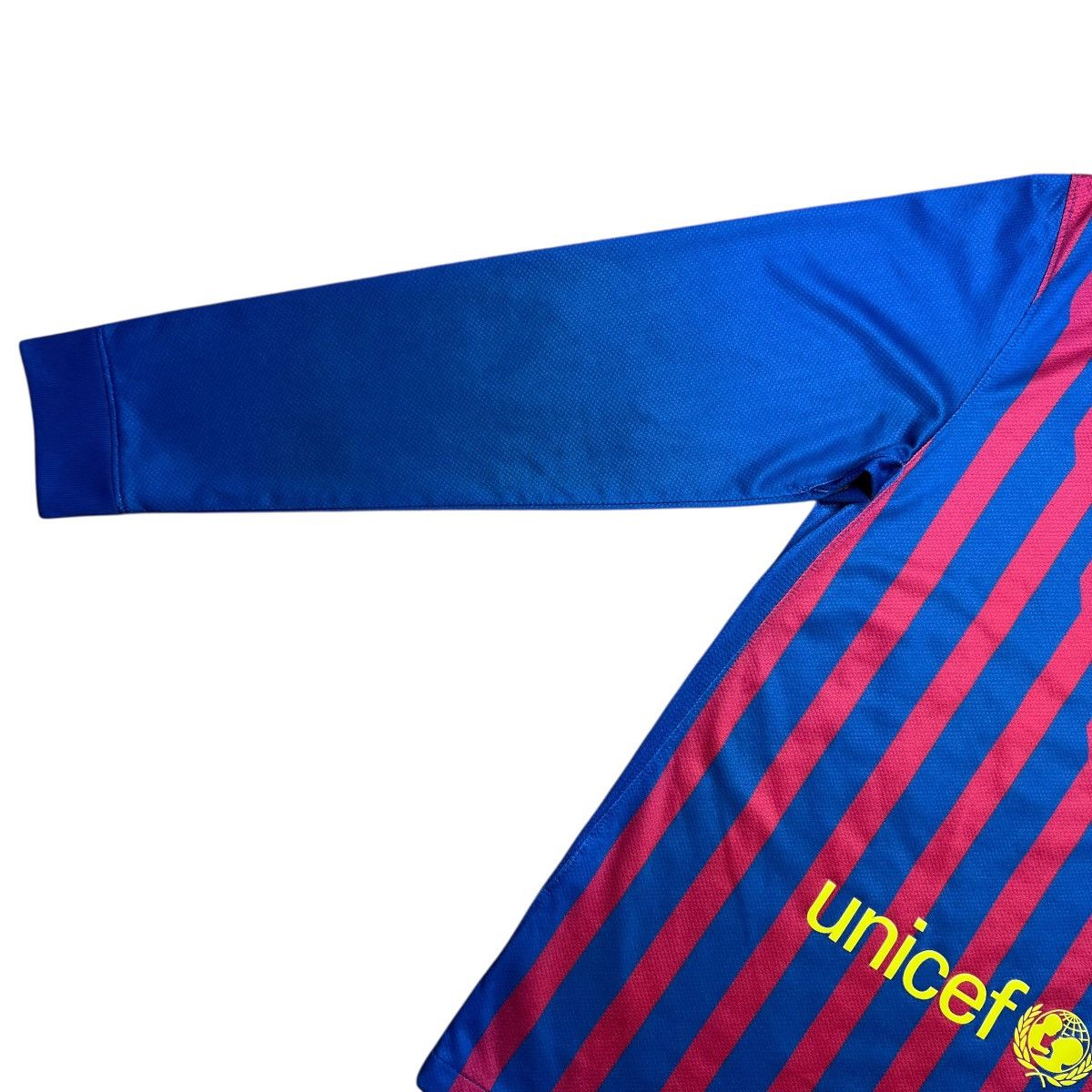 Nike 2011 Nike Barcelona Home Football Soccer Long Sleeve Jersey Size US S / EU 44-46 / 1 - 9 Thumbnail