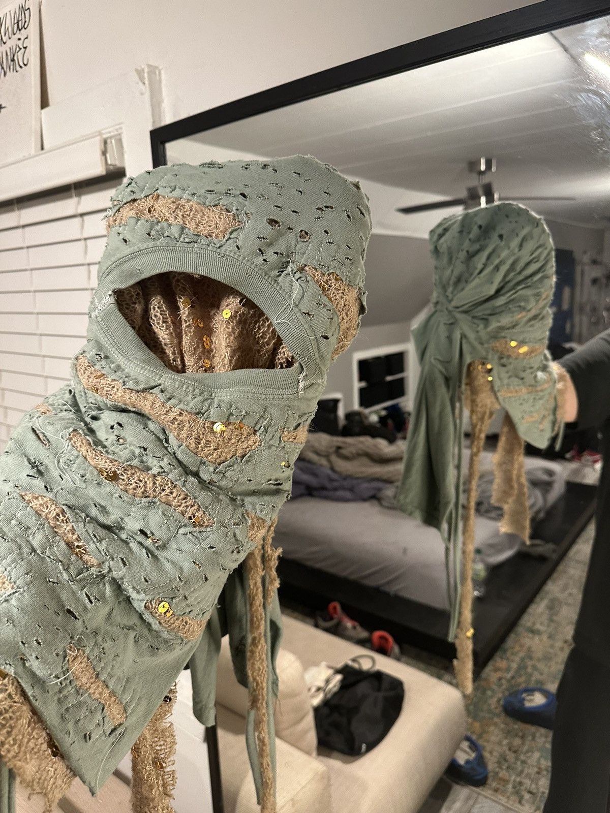 image of Ends Repair Green Sequin Scab Mask, Men's