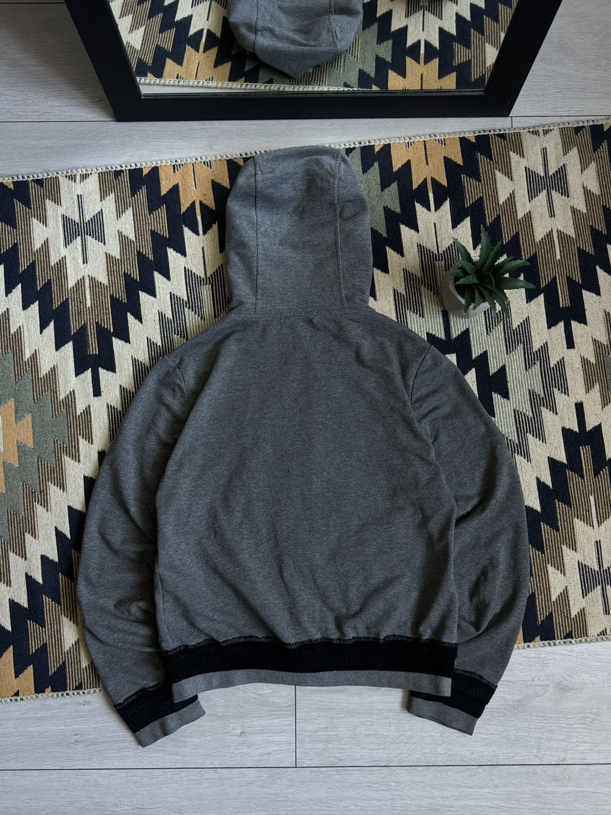 Dolce & Gabbana Vintage Dolce & Gabbana Metal Logo Y2K Women’s Zip-Hoodie Size L / US 10 / IT 46 - 9 Thumbnail